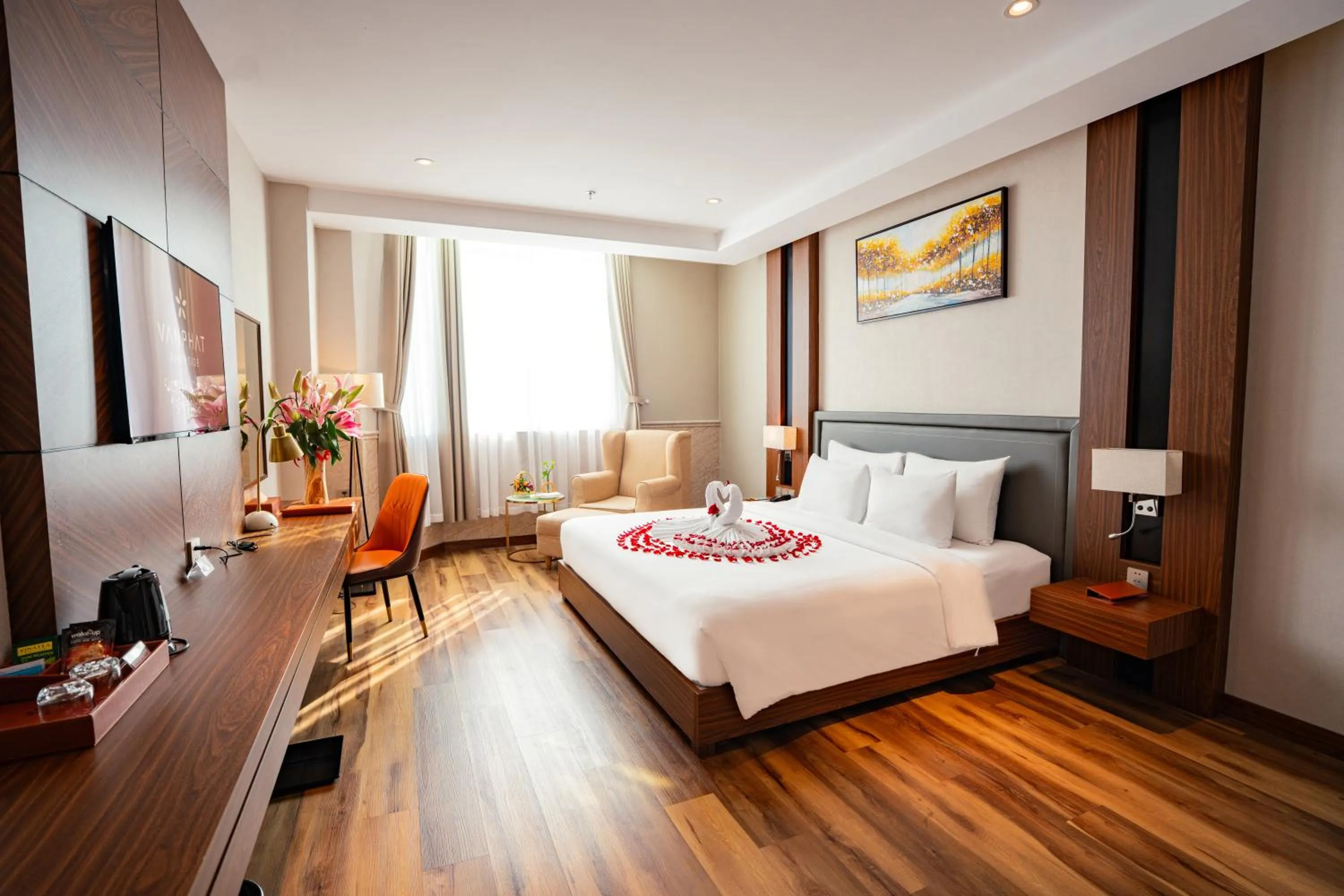 Junior Suite with City and River View in Van Phat Riverside Hotel