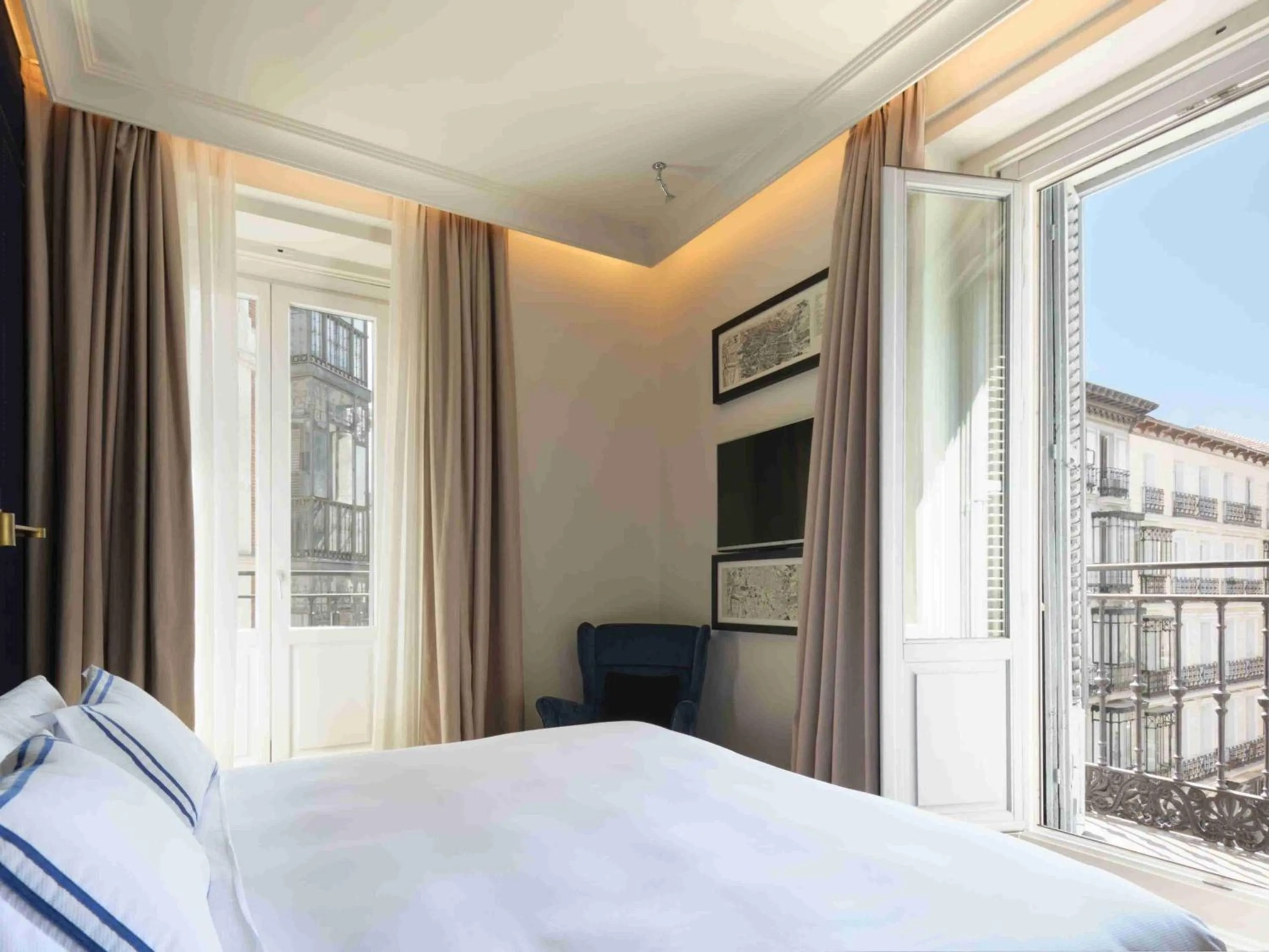 The Corner Suite in Only YOU Boutique Hotel Madrid
