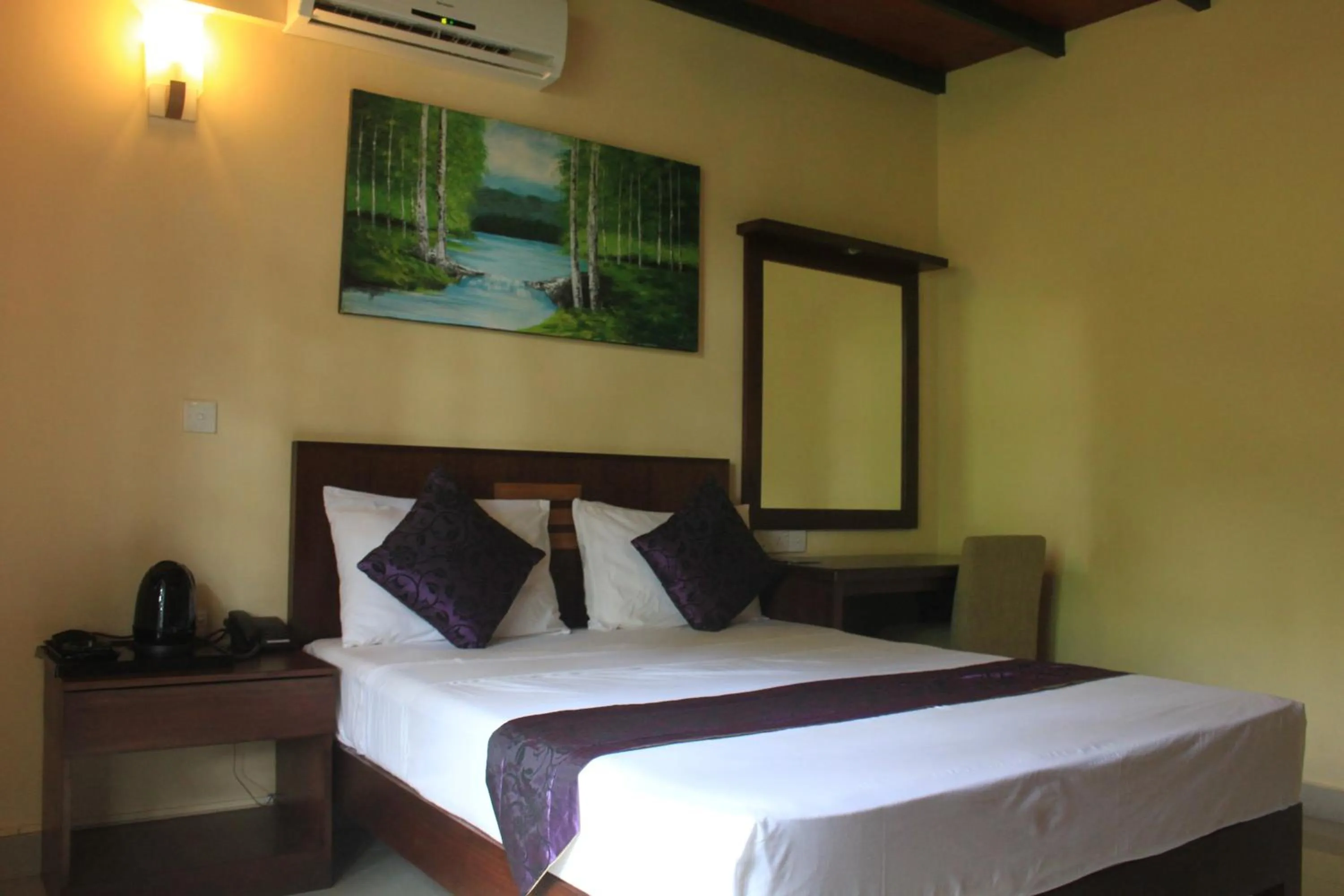 Standard Single Room - single occupancy in Grand 7 Hotel Thalawathugoda