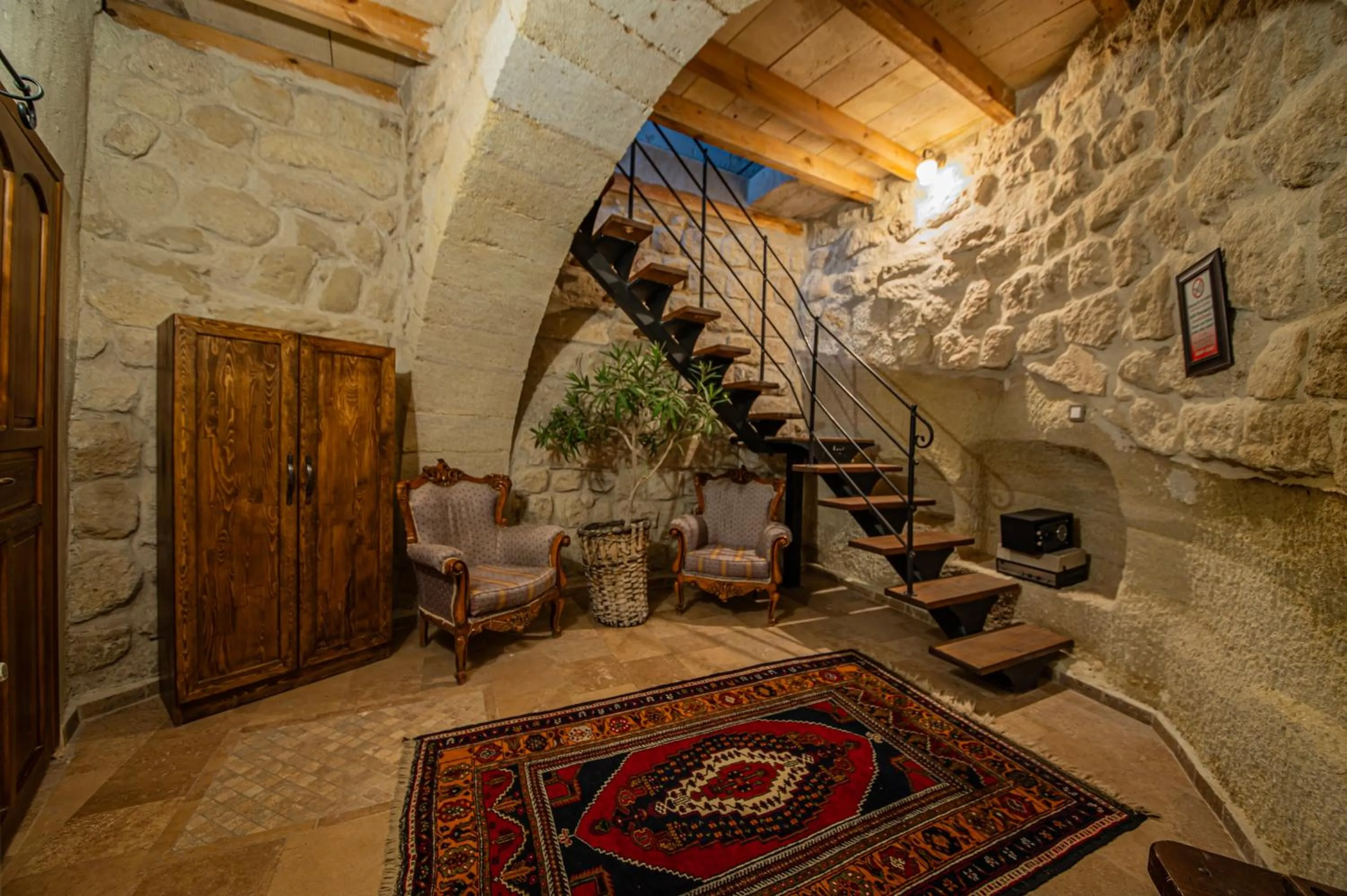 Duplex Studio in Chelebi Cave House