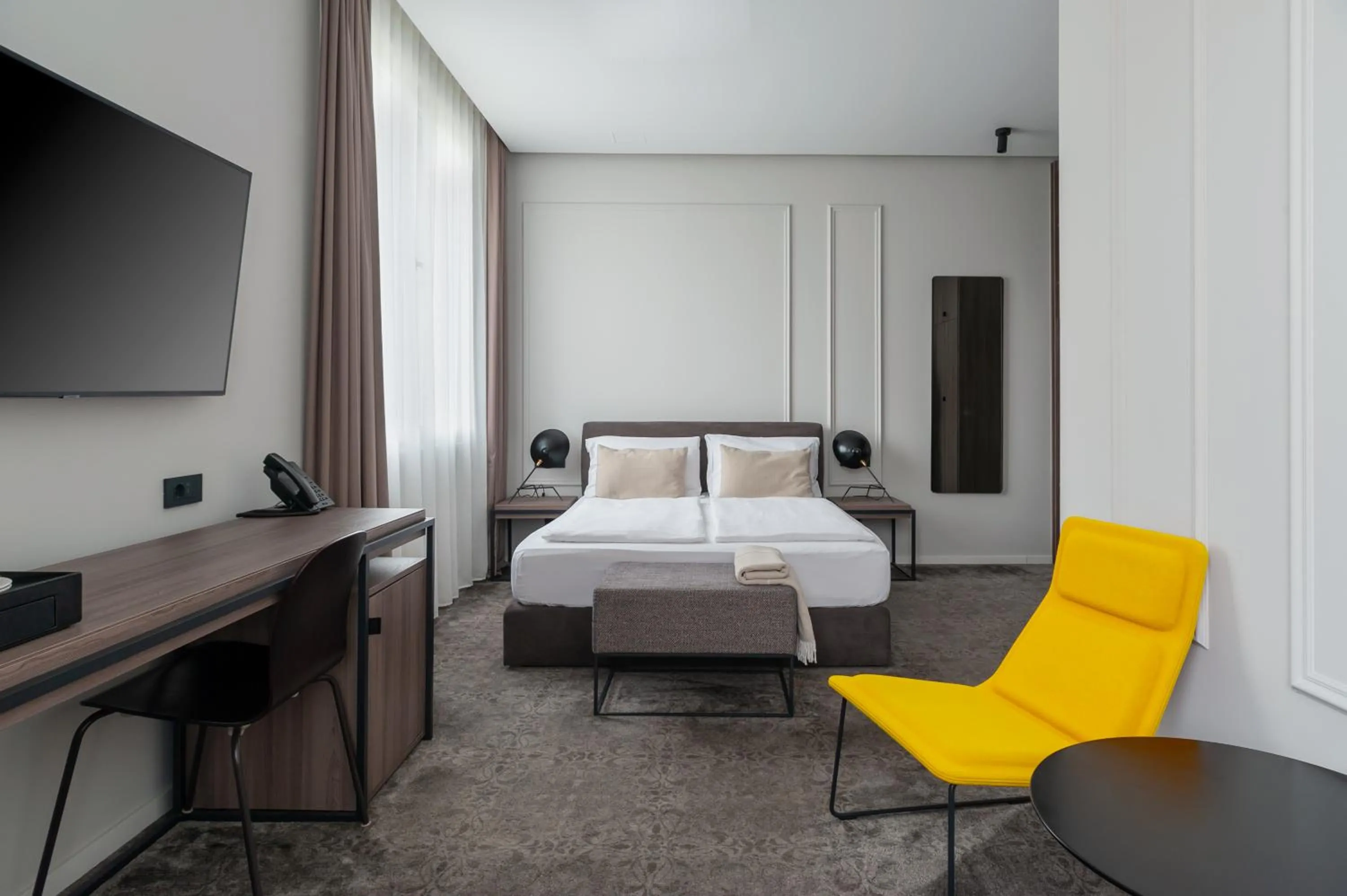 Superior King Room in MANDA Heritage Hotel