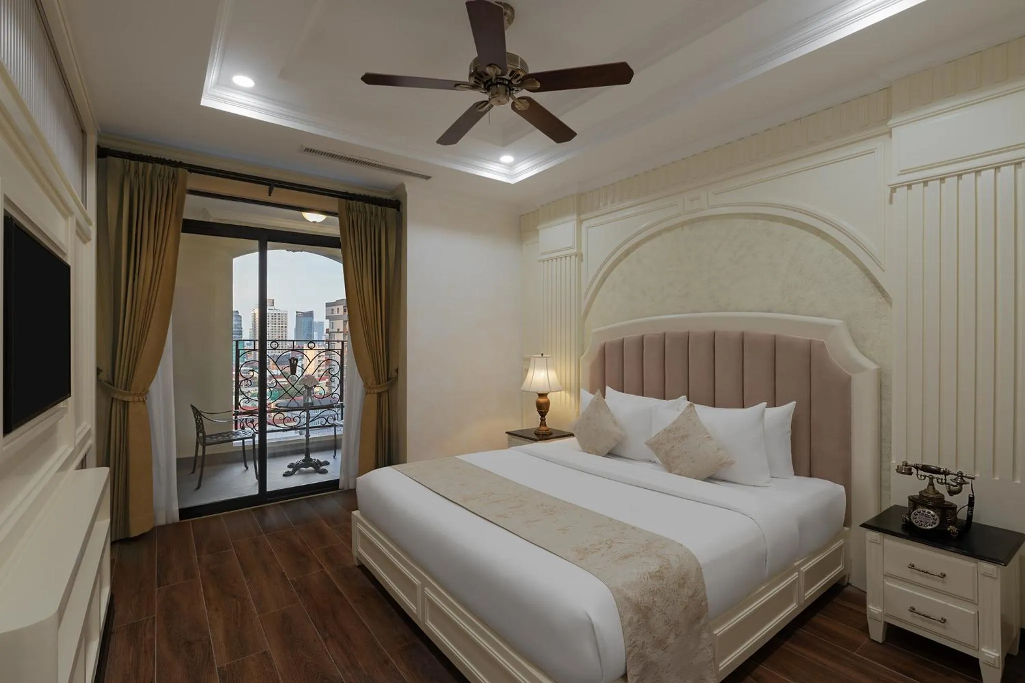 Anik Premier  in Anik Palace Hotel