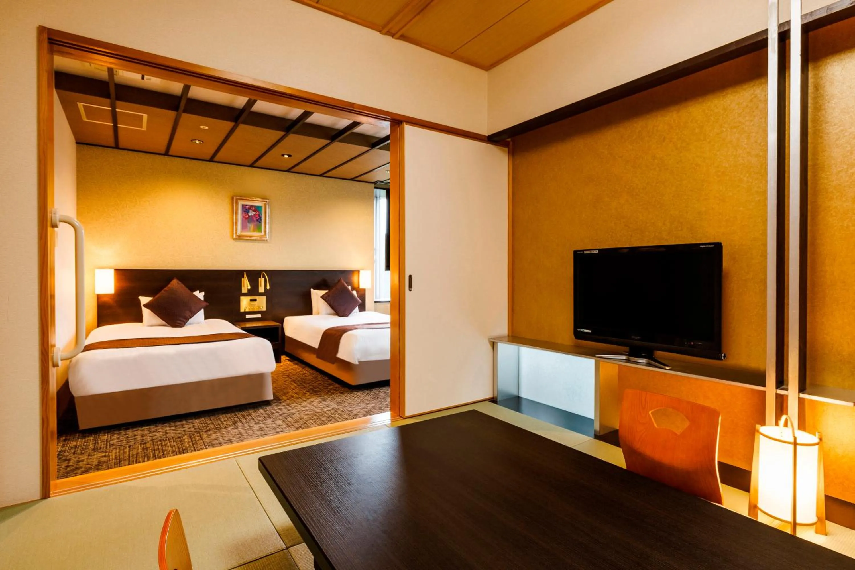 Special Japanese-Western style Room (With Natural Hot Spring Bath) in KAMENOI HOTEL Nagatoro Yorii