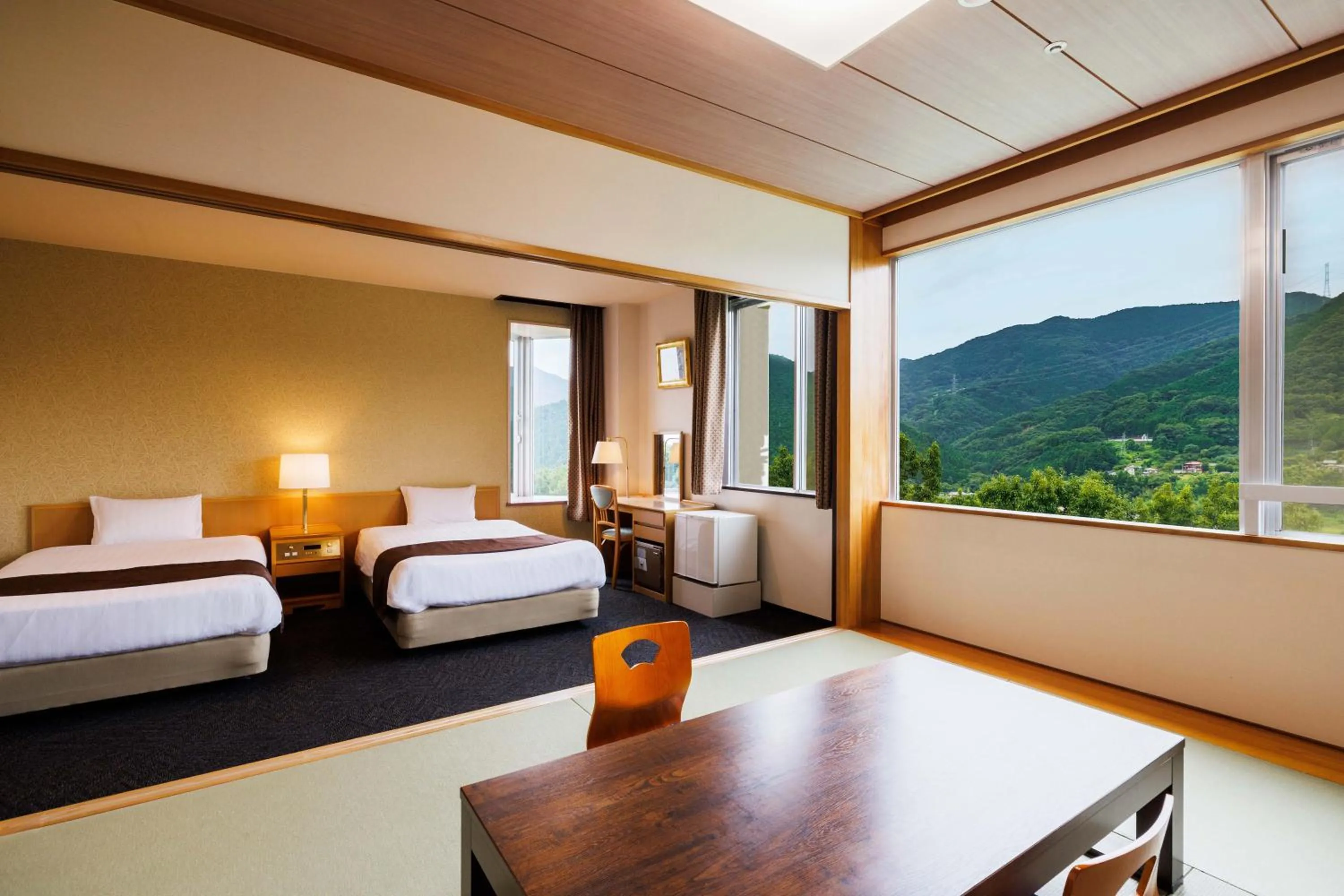 Japanese-Western style Room (With Private Bath) - single occupancy in KAMENOI HOTEL Nagatoro Yorii