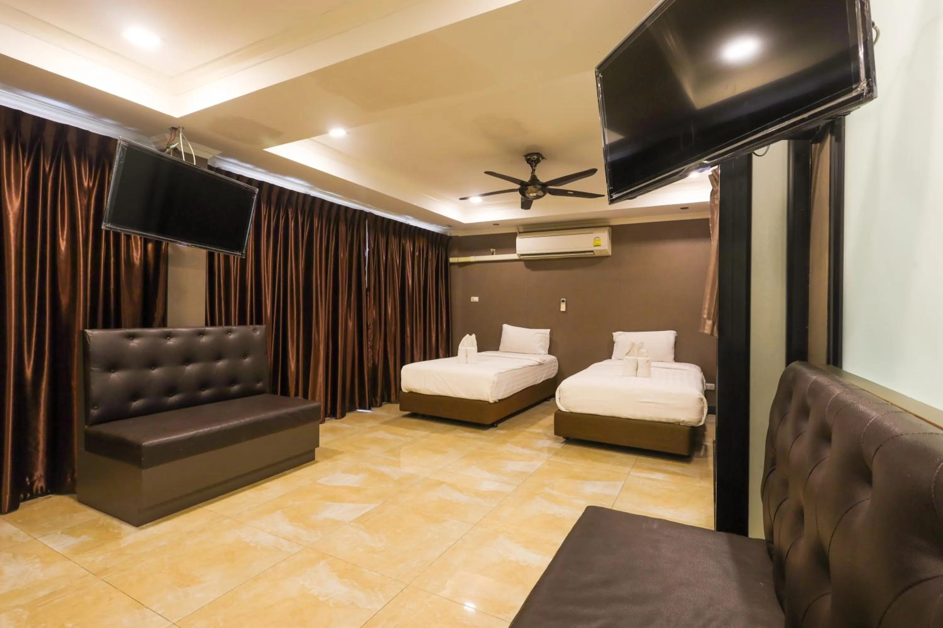 Family Room in Land Royal Residence Pattaya