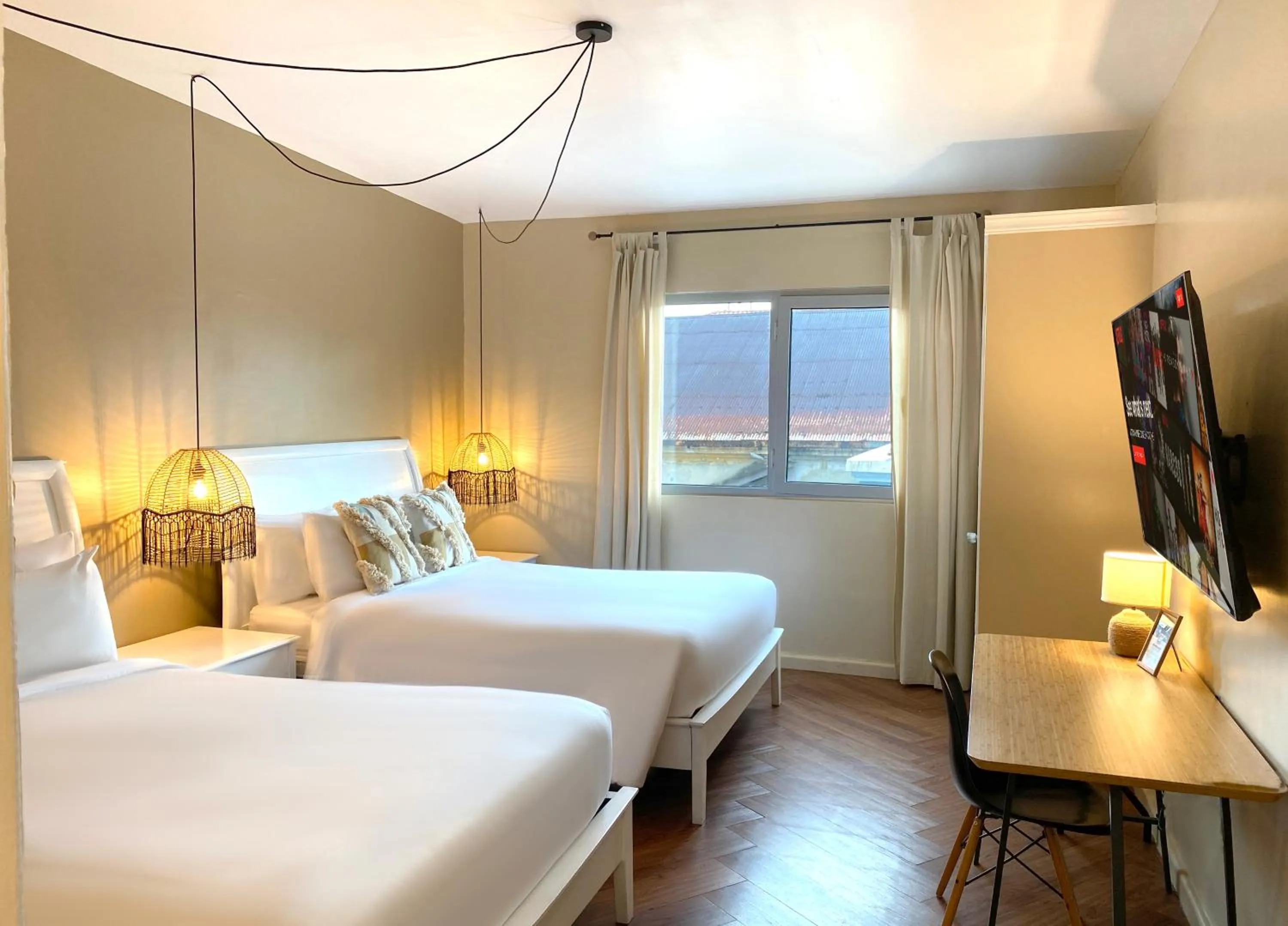 Quadruple Room with Private External Bathroom in Magnolia Inn