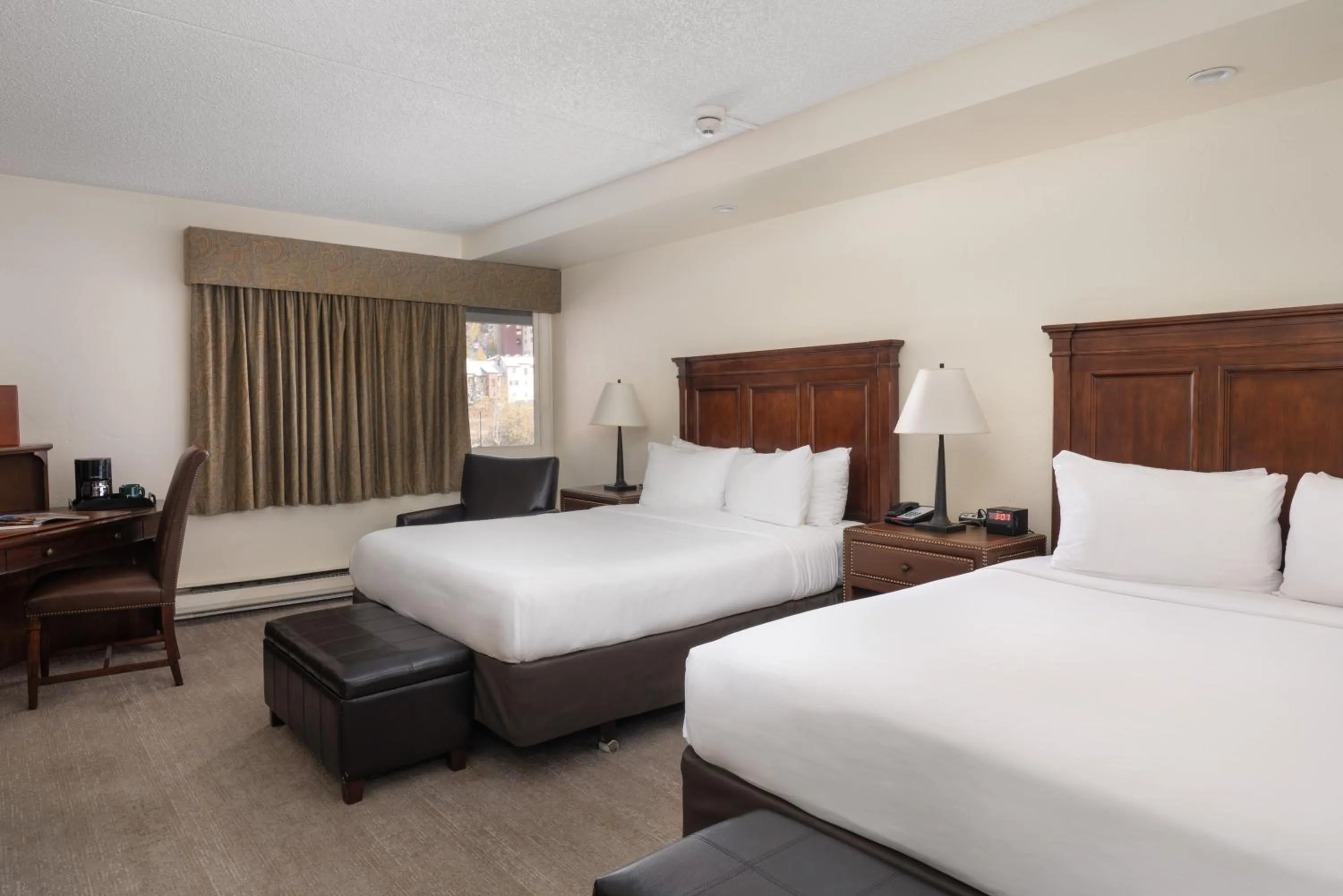 Queen Room with Two Queen Beds - Valley View in Evergreen Lodge at Vail