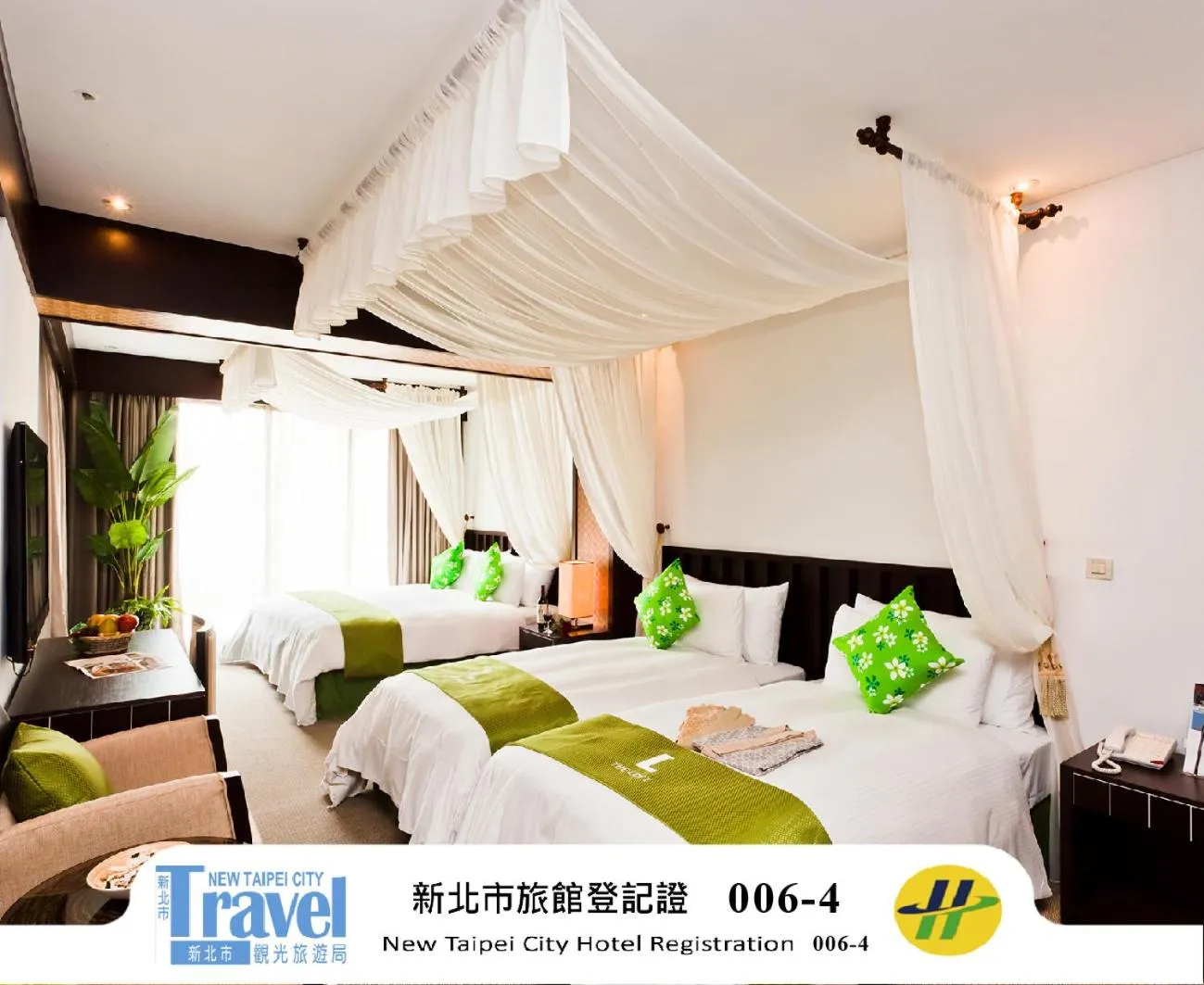 Deluxe Quadruple Room in The Loft Seaside Suites