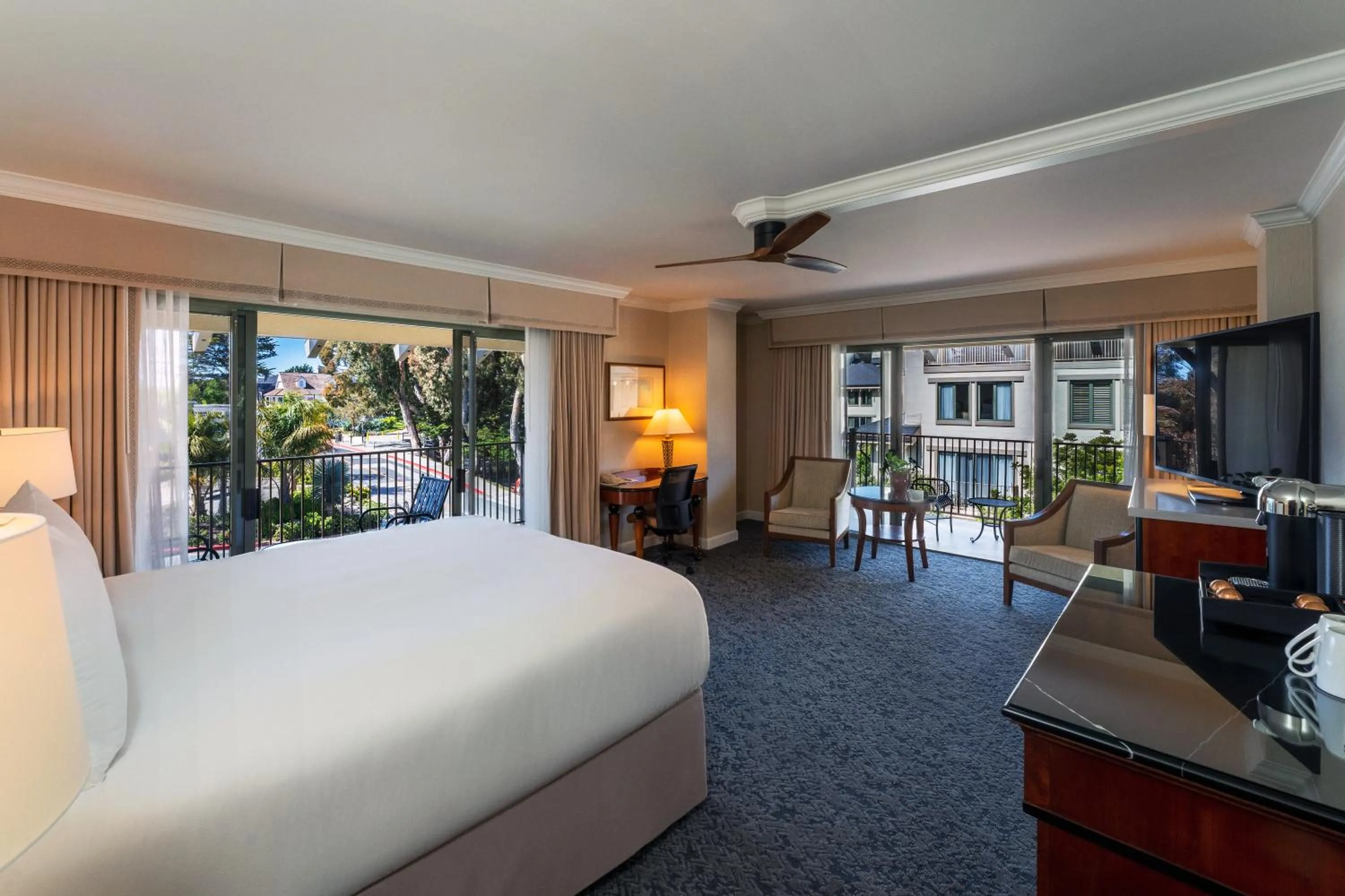 Accessible Inland View Room with King Bed and Balcony in Monterey Plaza Hotel & Spa