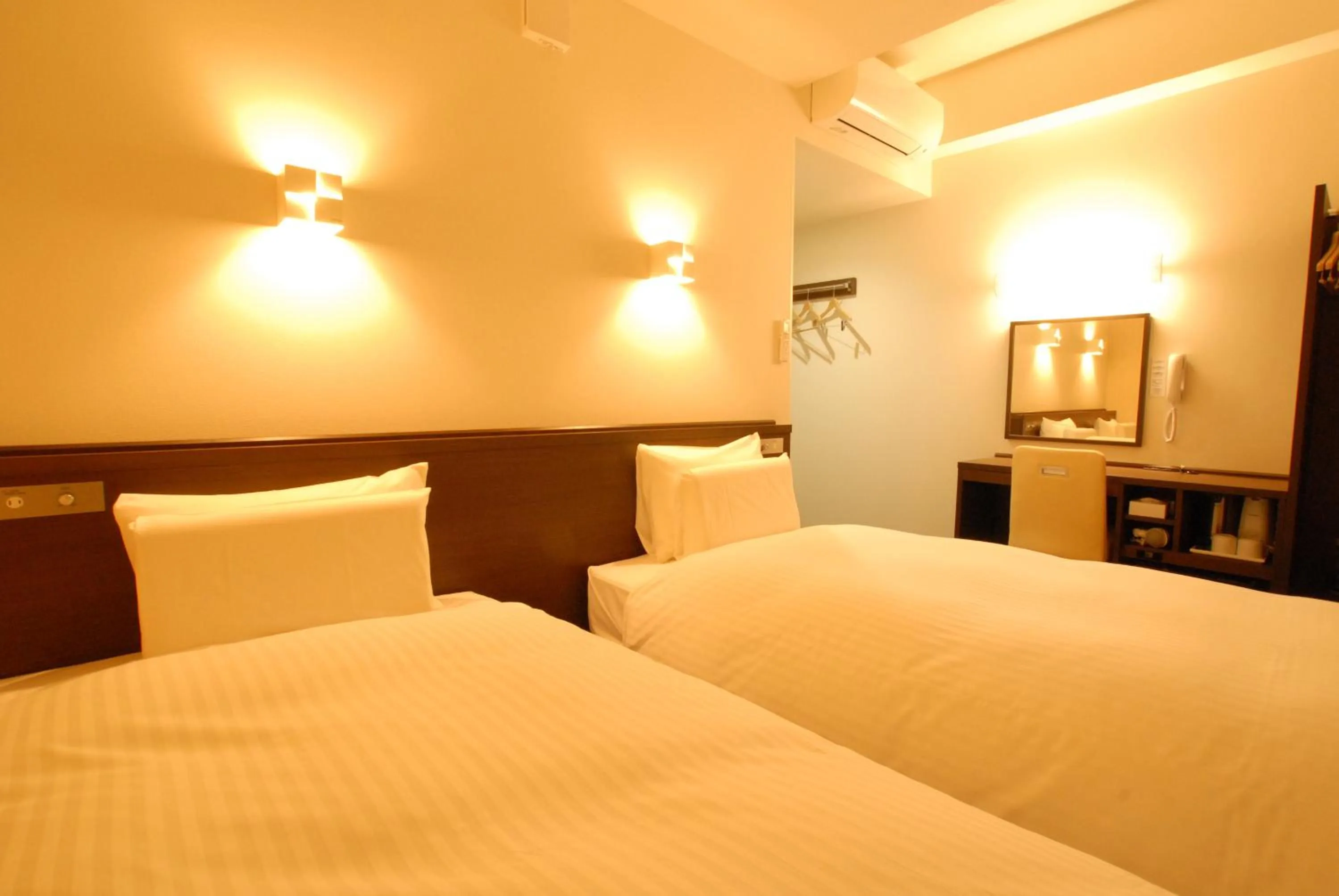 Twin Room - single occupancy - Smoking in AB Hotel Mikawa Toyota