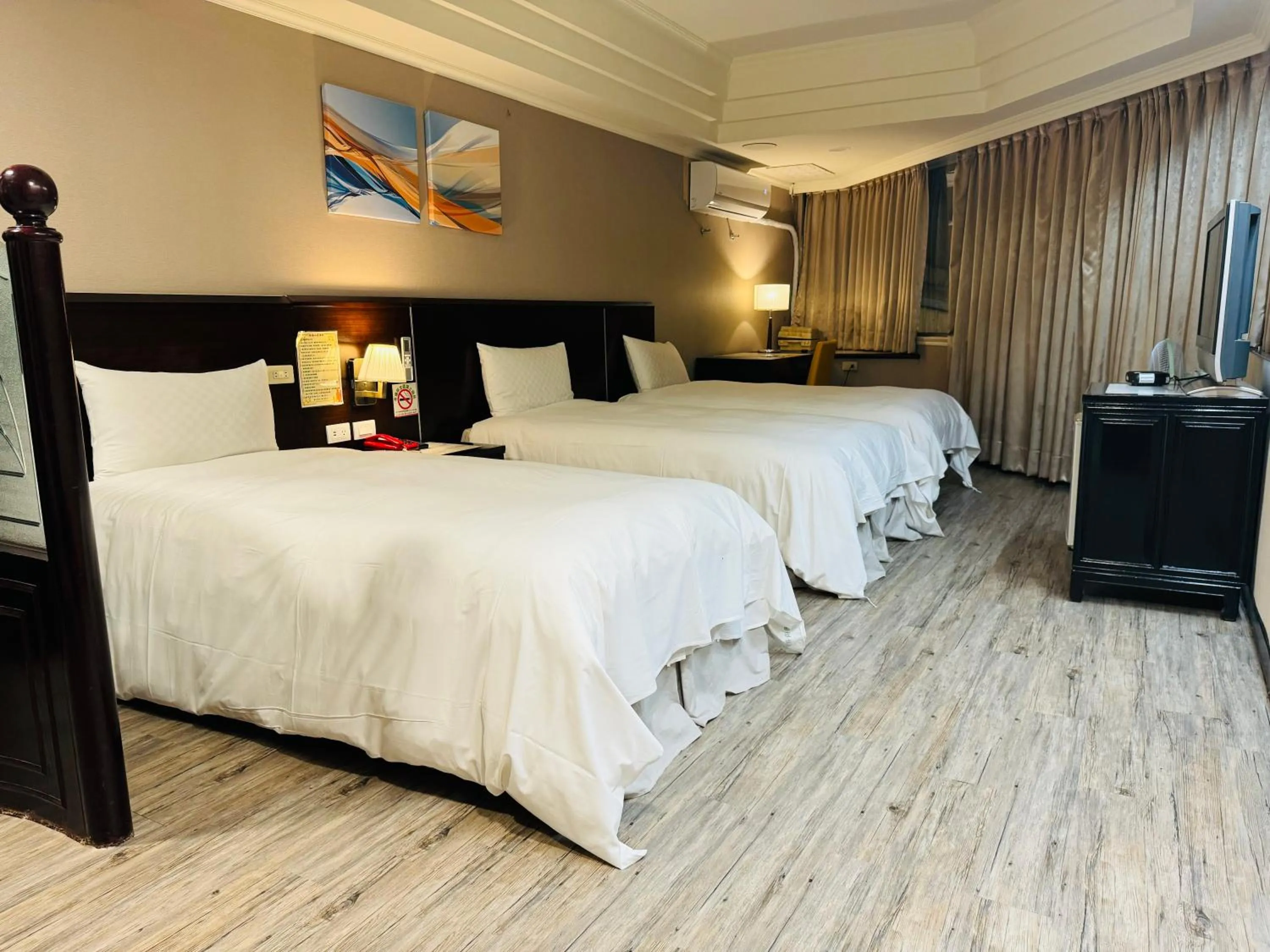 Deluxe Triple Room in Felicity Business Hotel
