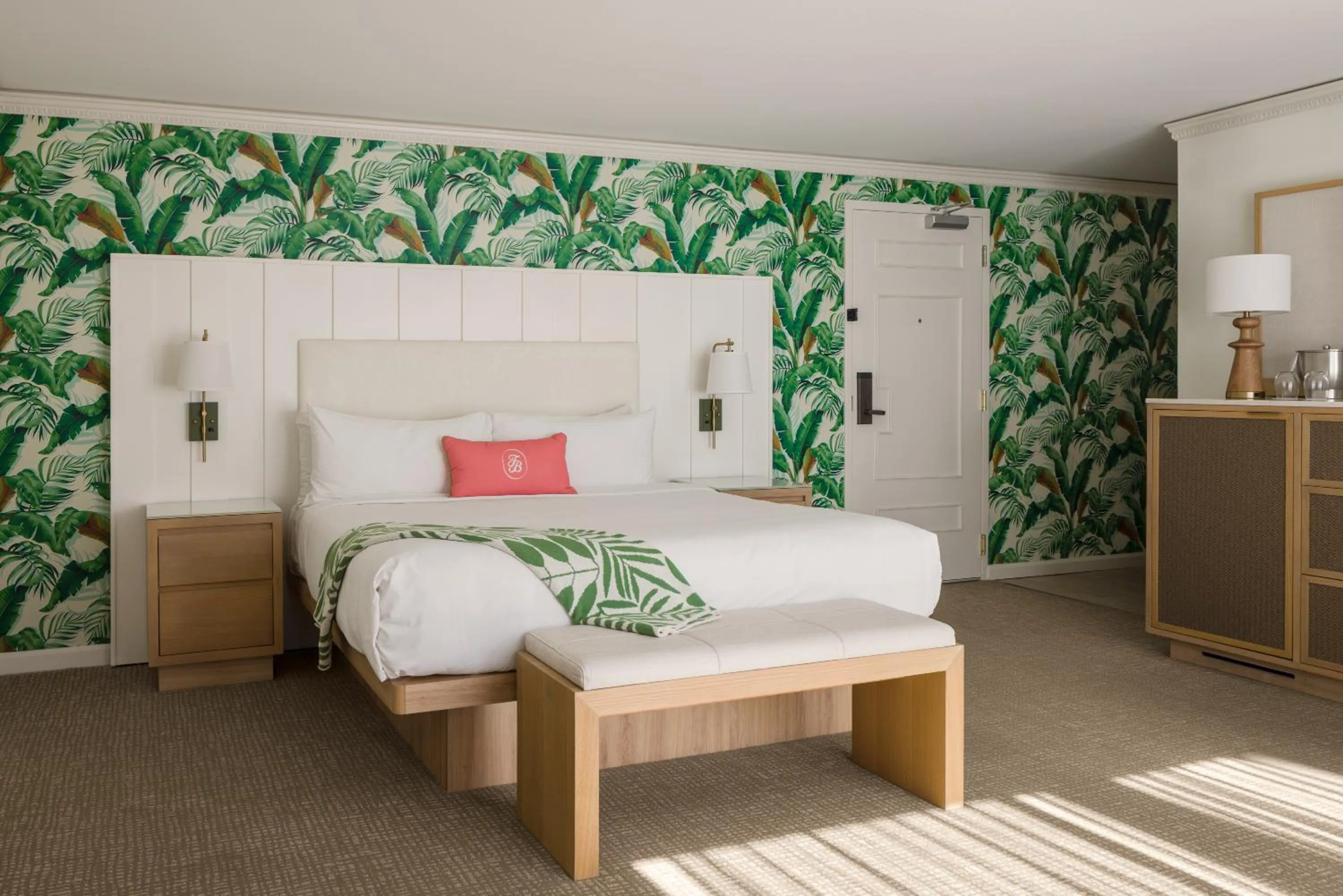 Luxury King Room in Tommy Bahama Miramonte Resort & Spa