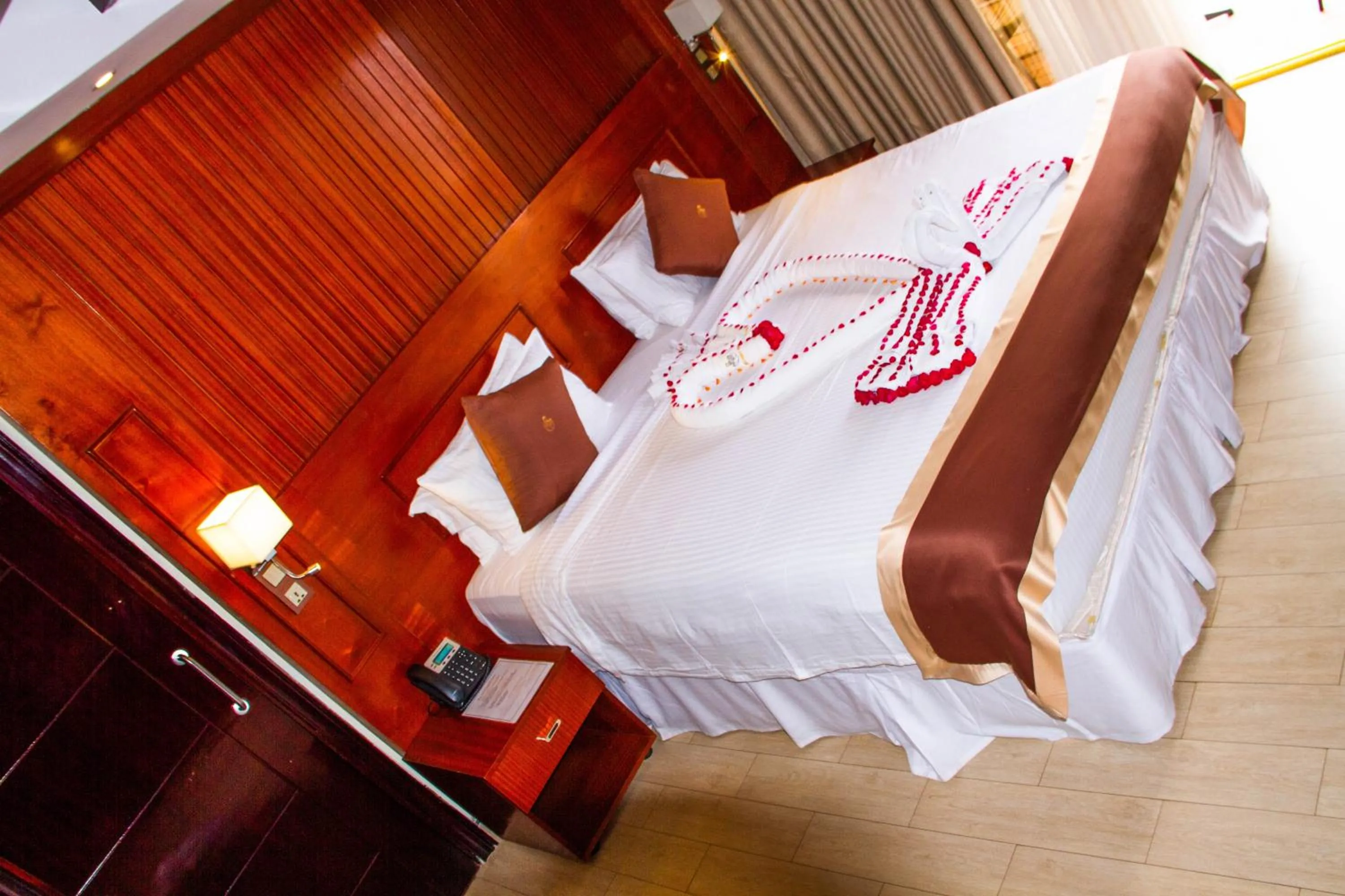 Suite - single occupancy in Sainte Famille Hotel