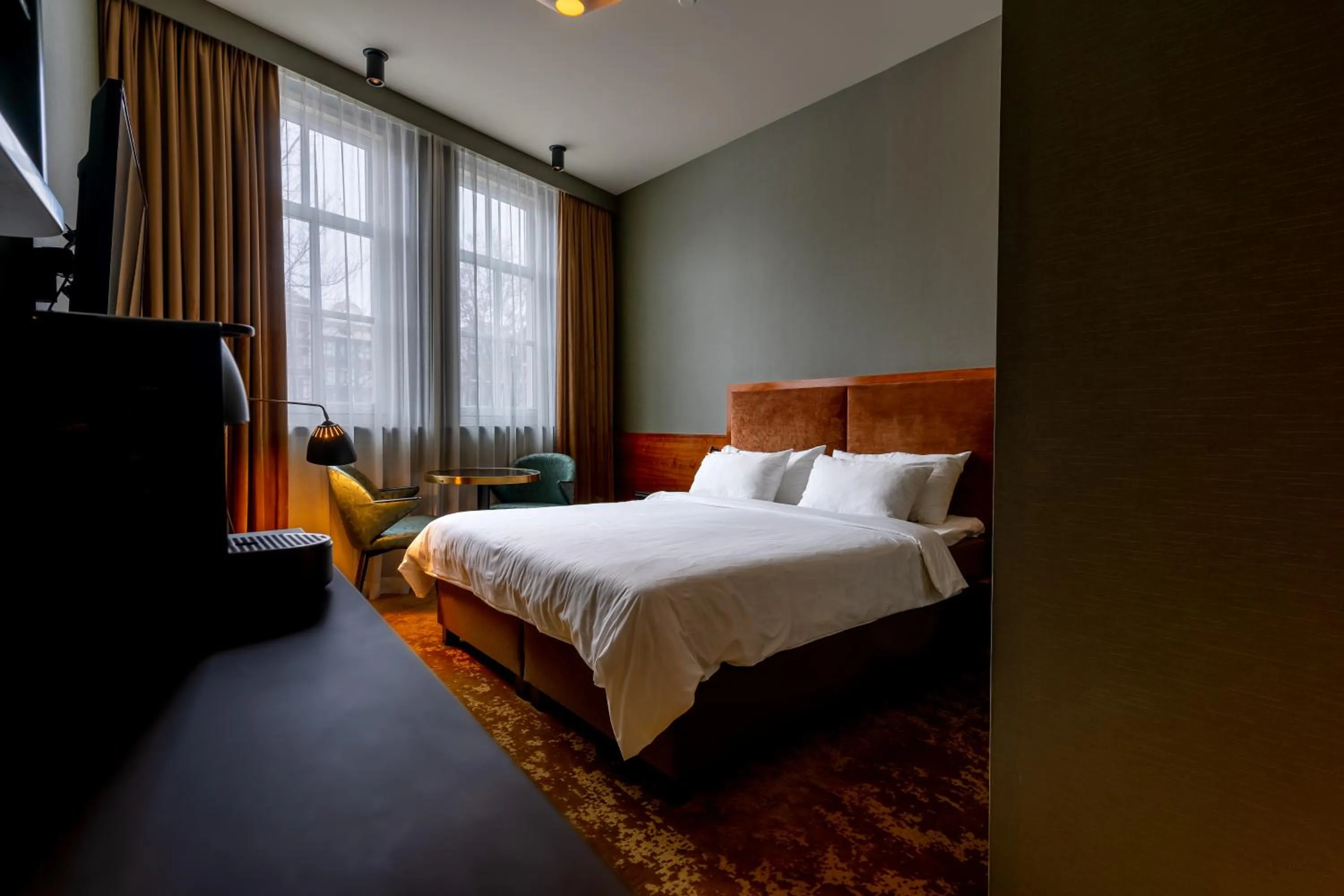 Executive Double Room, Canal View in Hotel Mai Amsterdam
