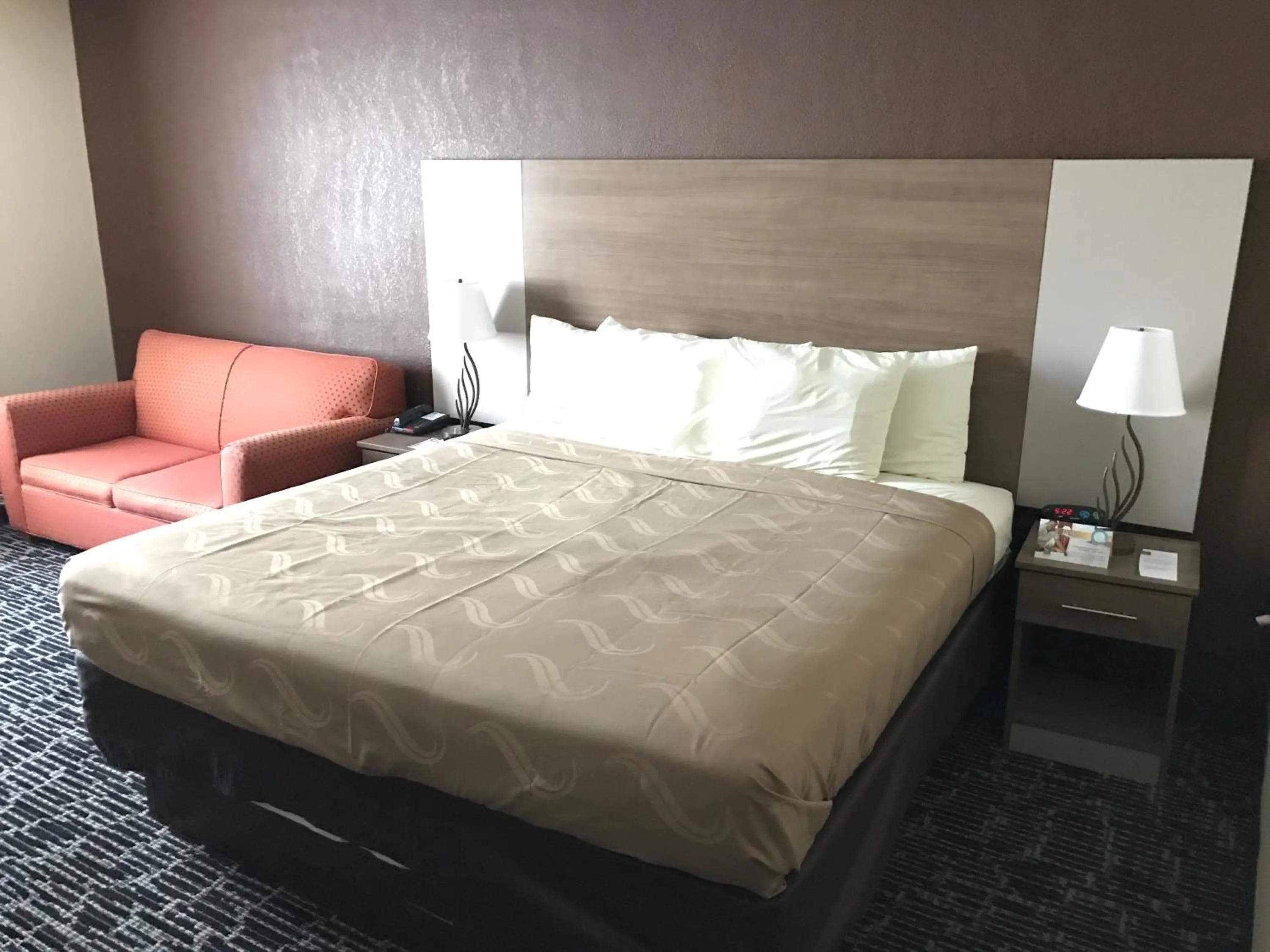 King Room - Accessible/Non-Smoking in Quality Inn Near Pimlico Racetrack