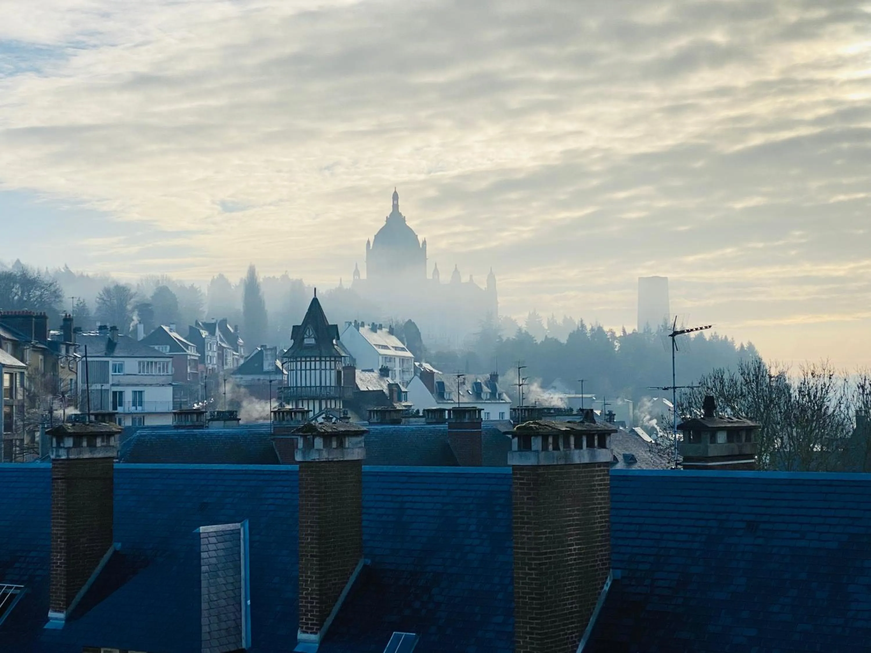 Suite with City View in Grand Hôtel de L'Espérance