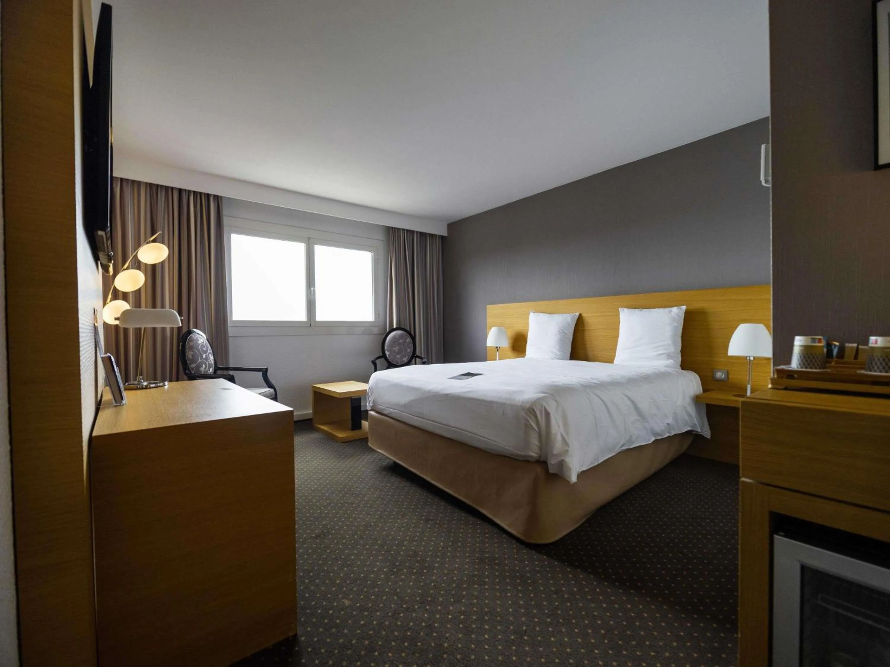 Superior Double Room in Mercure Bordeaux Lac