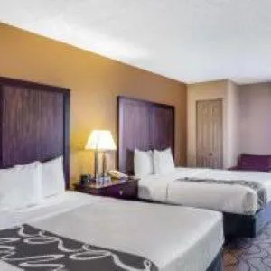 Standard King Room - single occupancy in Oakland Airport Arena Hotel