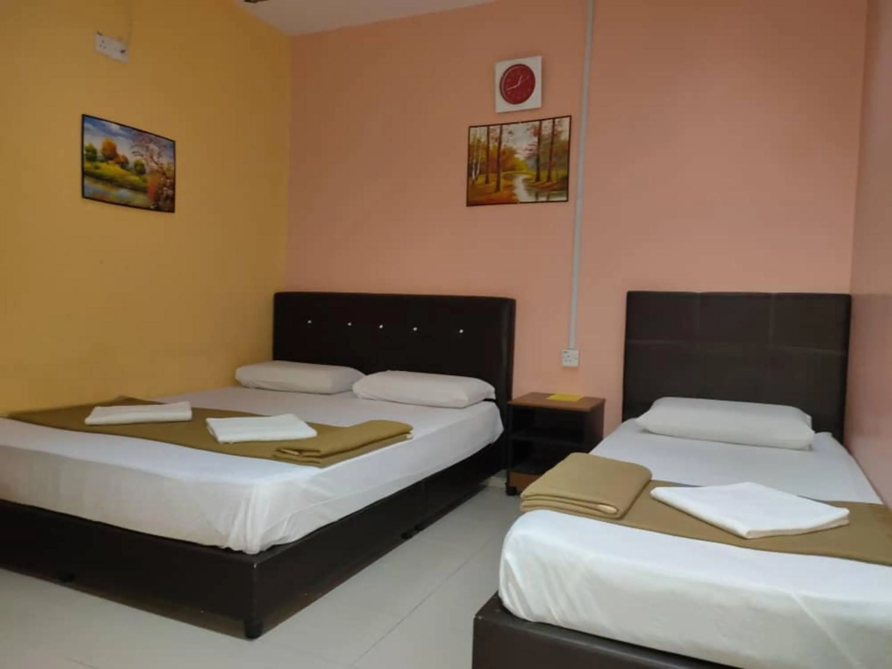 Deluxe Triple Room in Hotel Sri Bahau