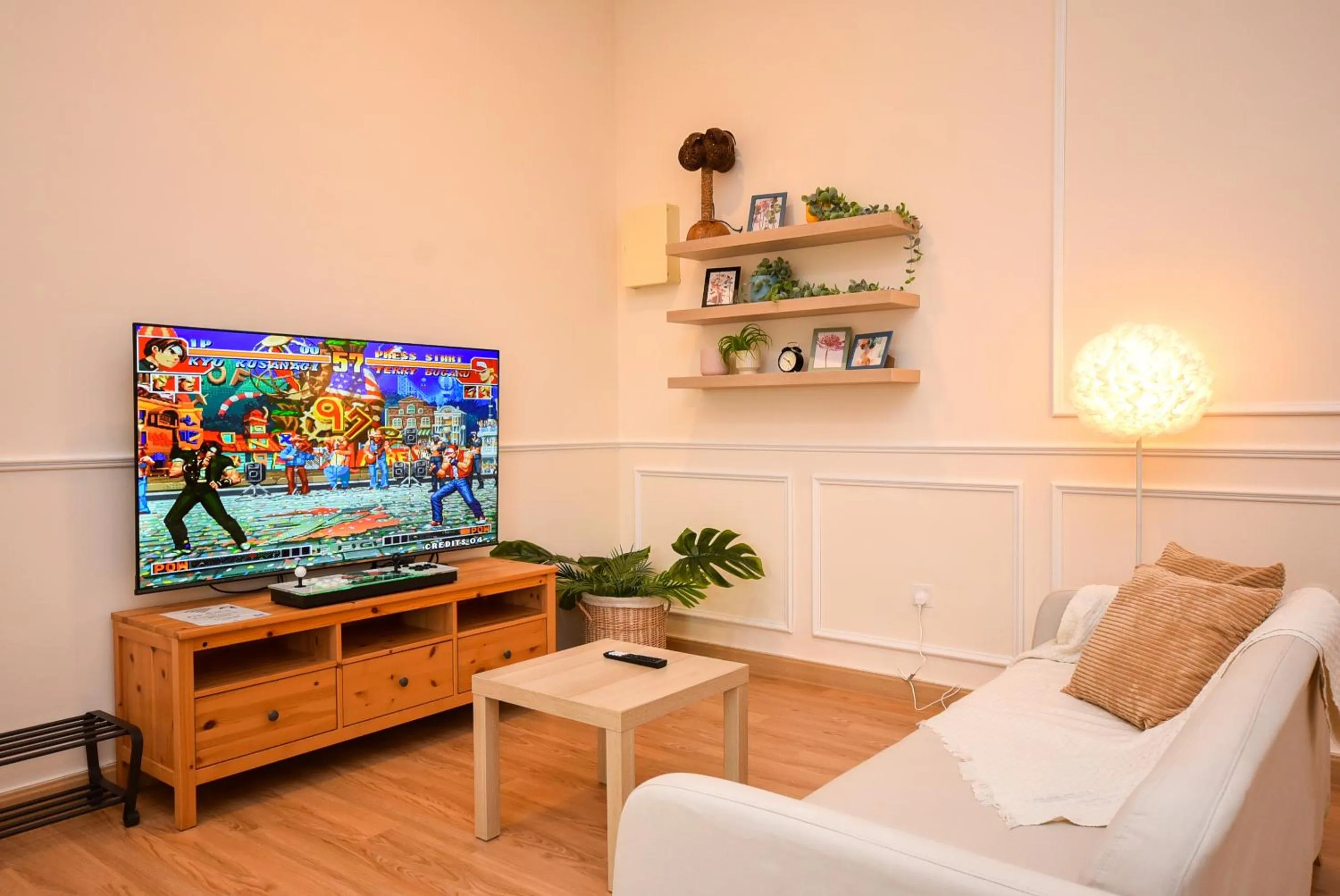 One-Bedroom Family Apartment in Manhattan Theme Suite by Nest Home at Austin Heights