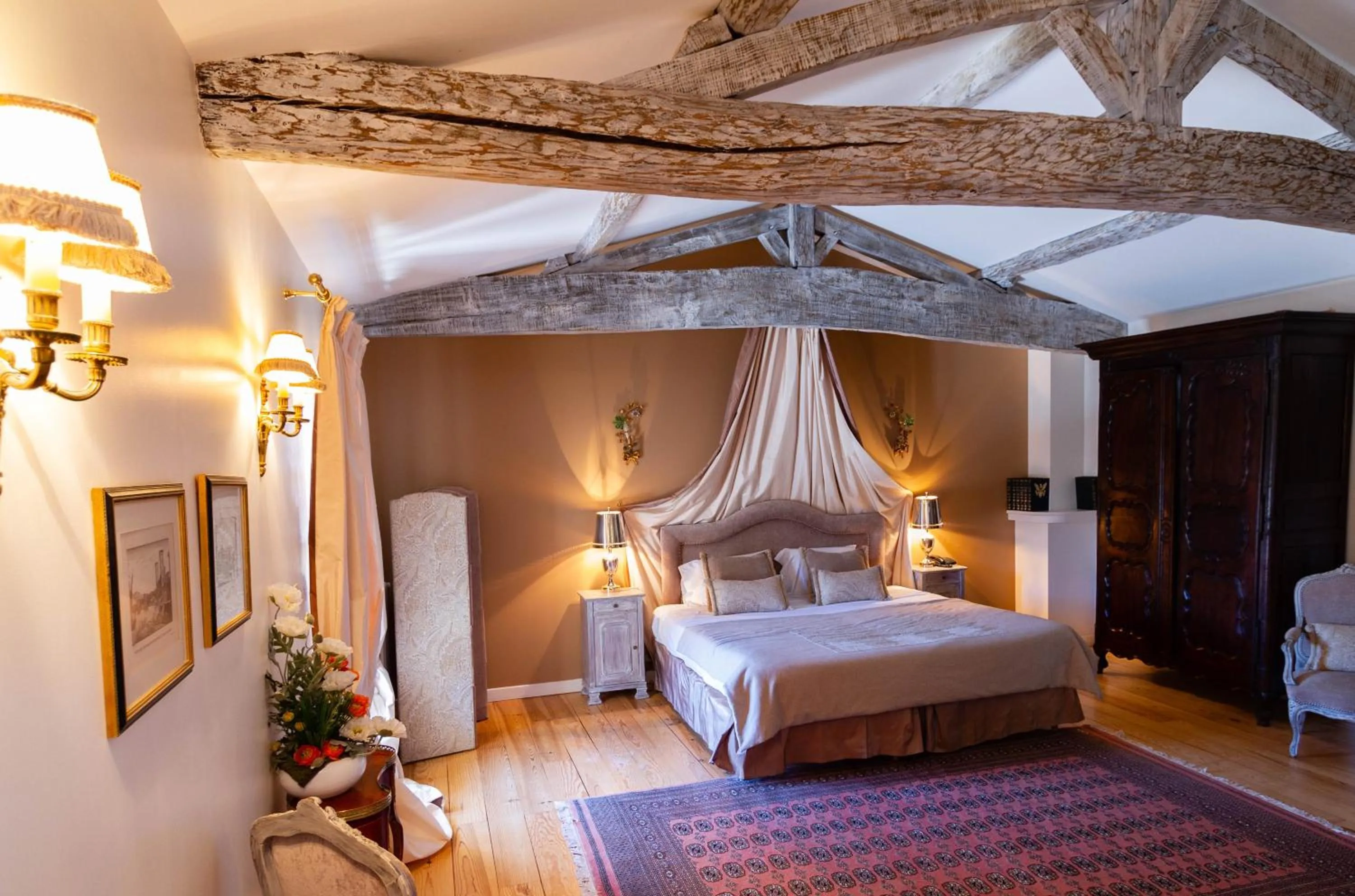 Superior King Room in Chateau de Lantic