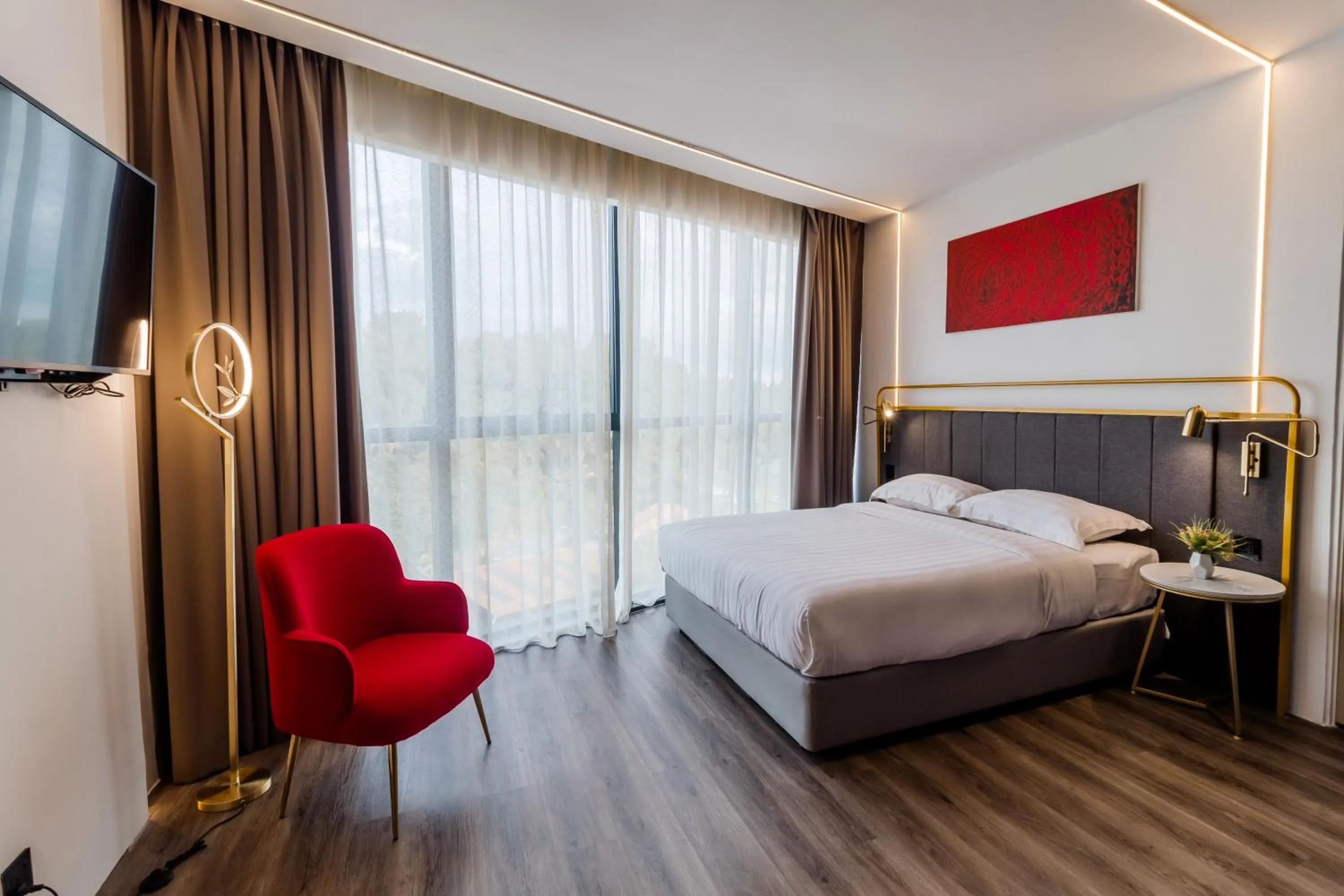 Superior Queen Room in Regatta at Kozi Square Kuching