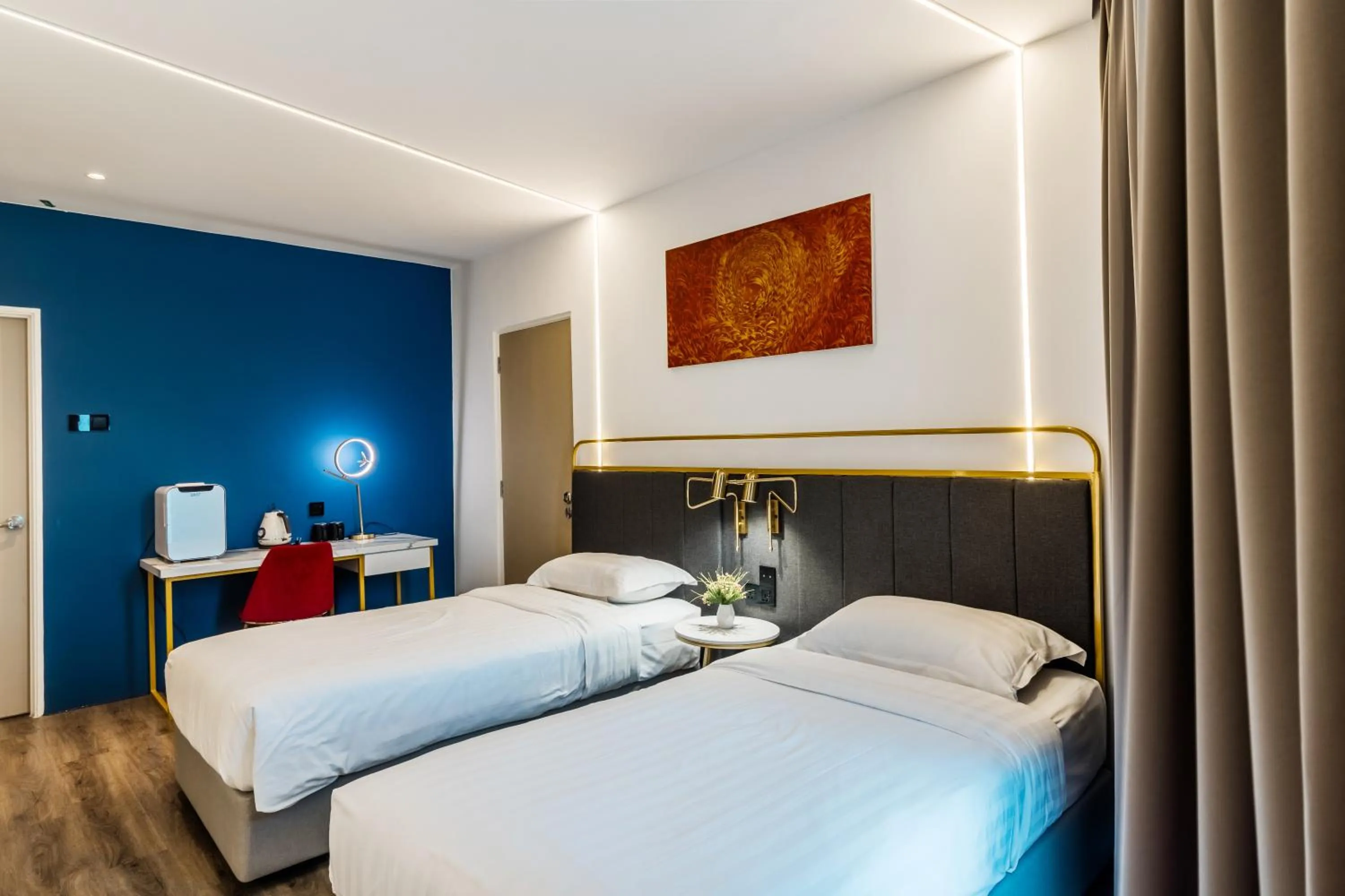 Superior Twin Room in Regatta at Kozi Square Kuching