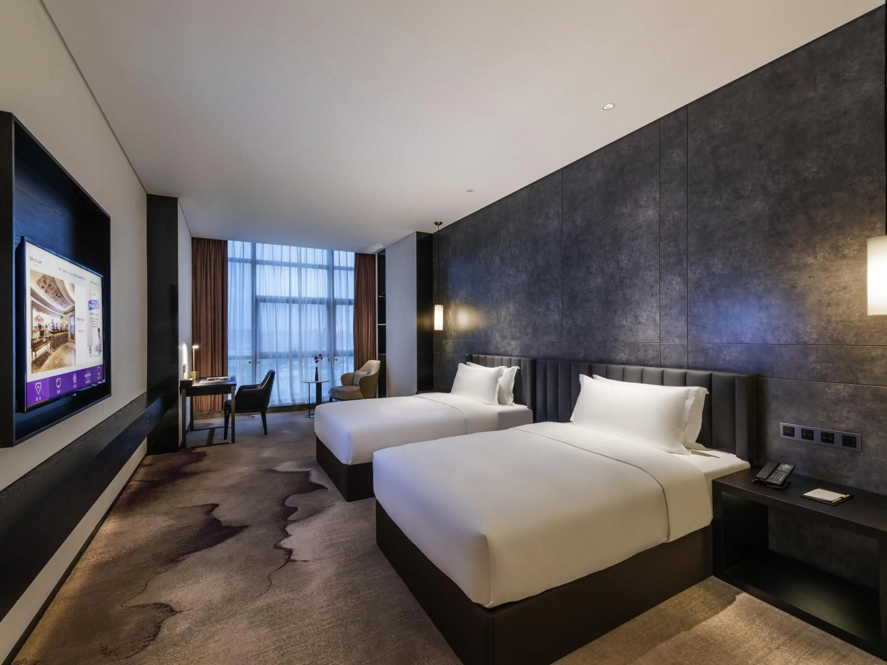 Privilege Twin Room in Mercure Shenzhen Longgang