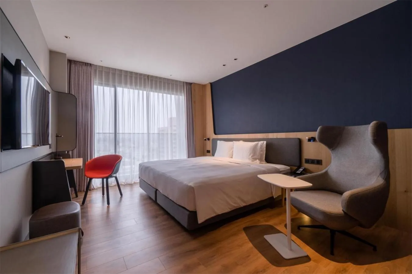 Standard Super King Room in Holiday Inn Express Chiayi by IHG