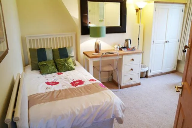 Single Room in Baytree Guest House