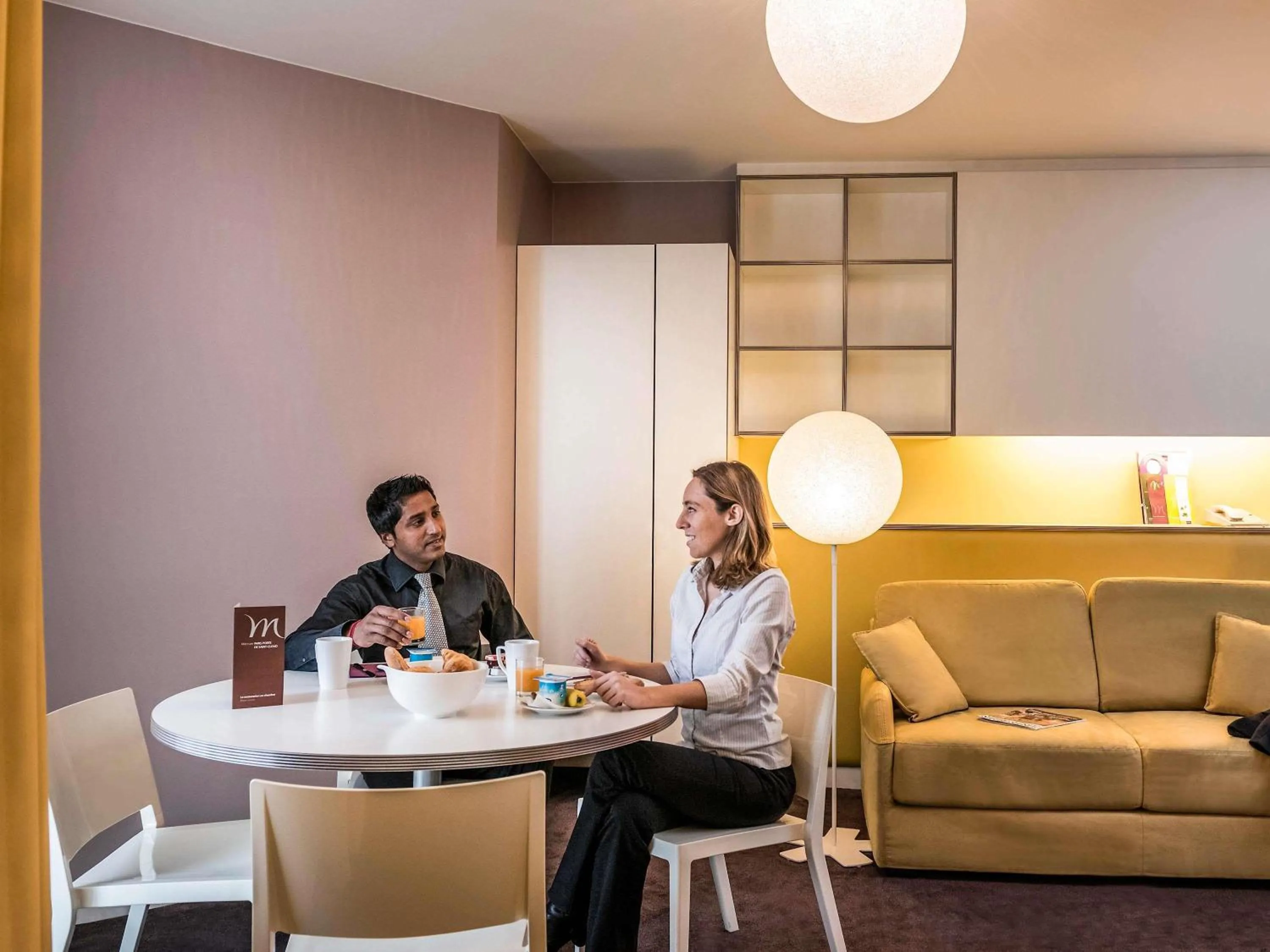 Two-Room Apartment in AppartHotel Mercure Paris Boulogne