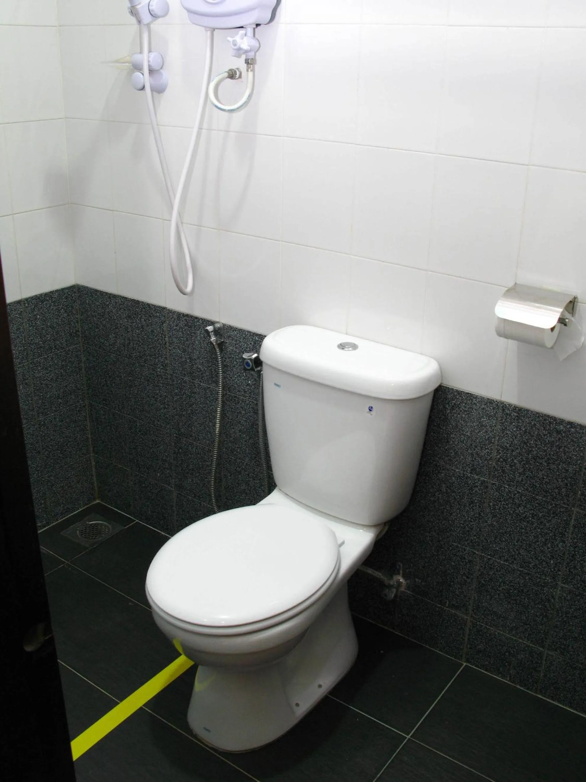 Deluxe Twin Room in Goodhope Hotel Shah Alam