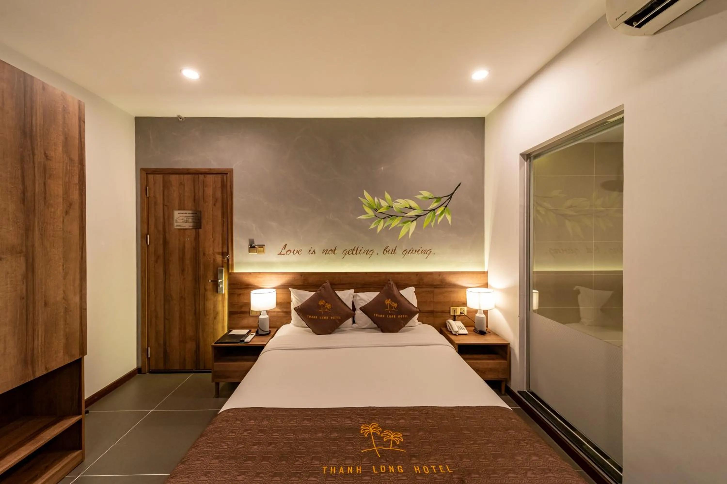 Standard Double Room in Thanh Long Hotel - Bach Dang