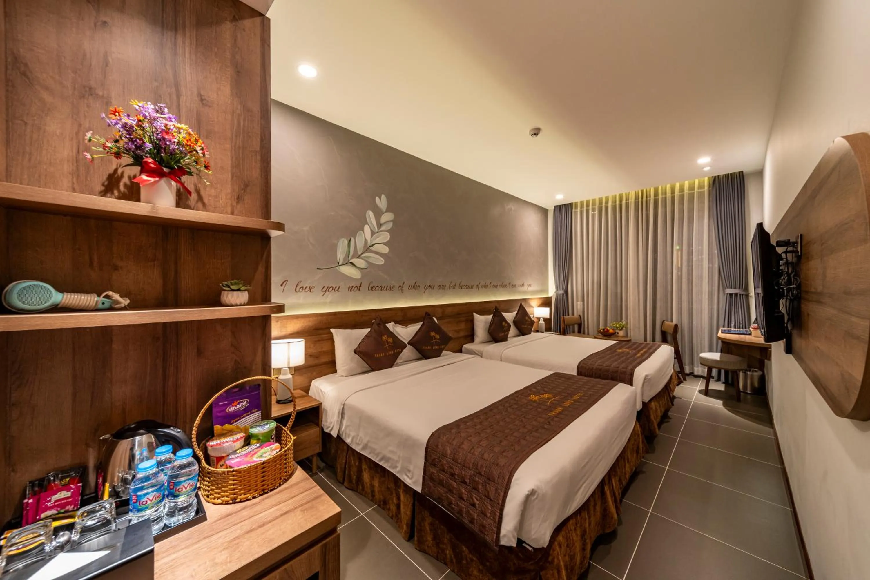 Family Room in Thanh Long Hotel - Bach Dang
