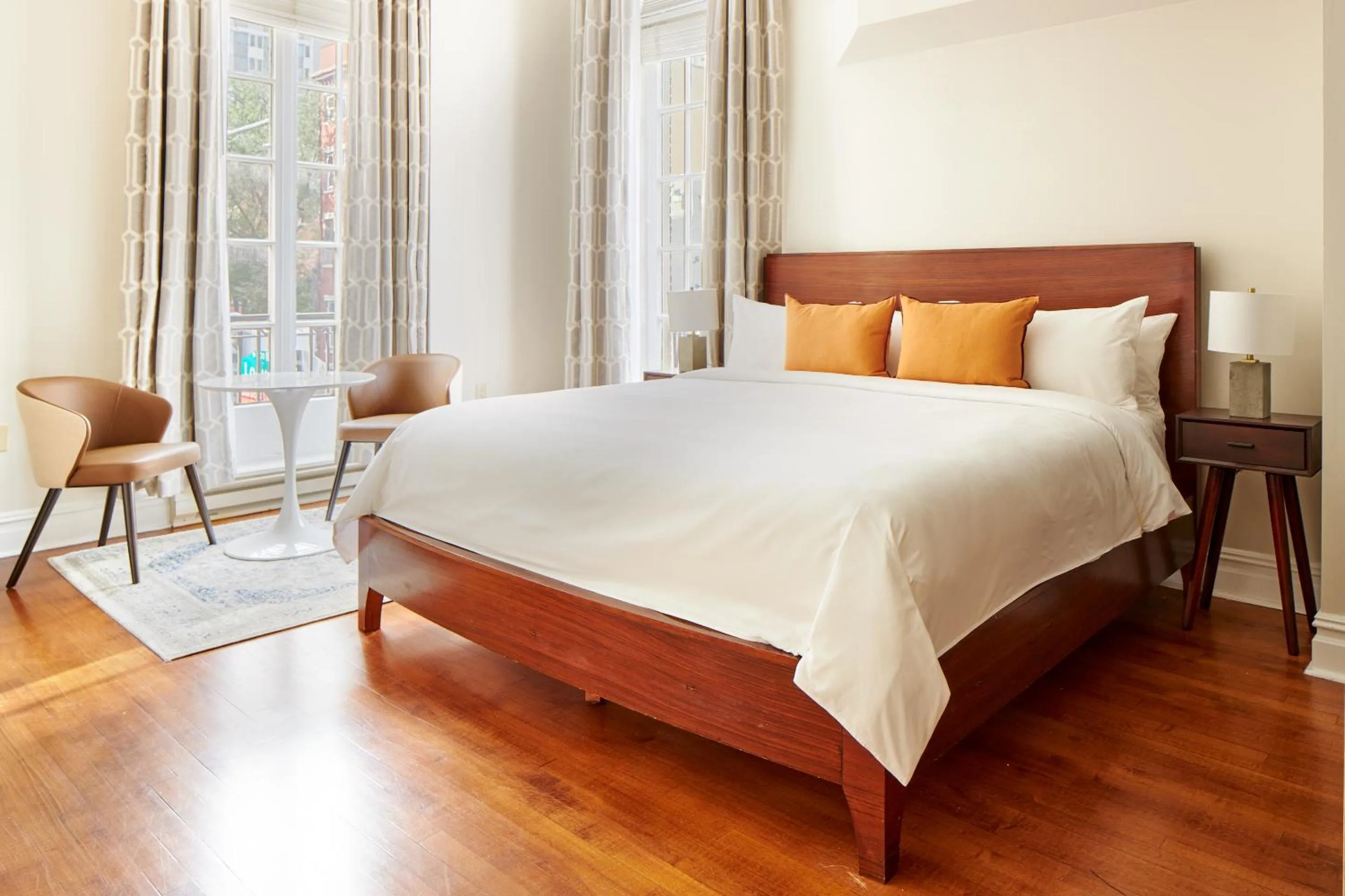 King Room in The Arco powered by Sonder