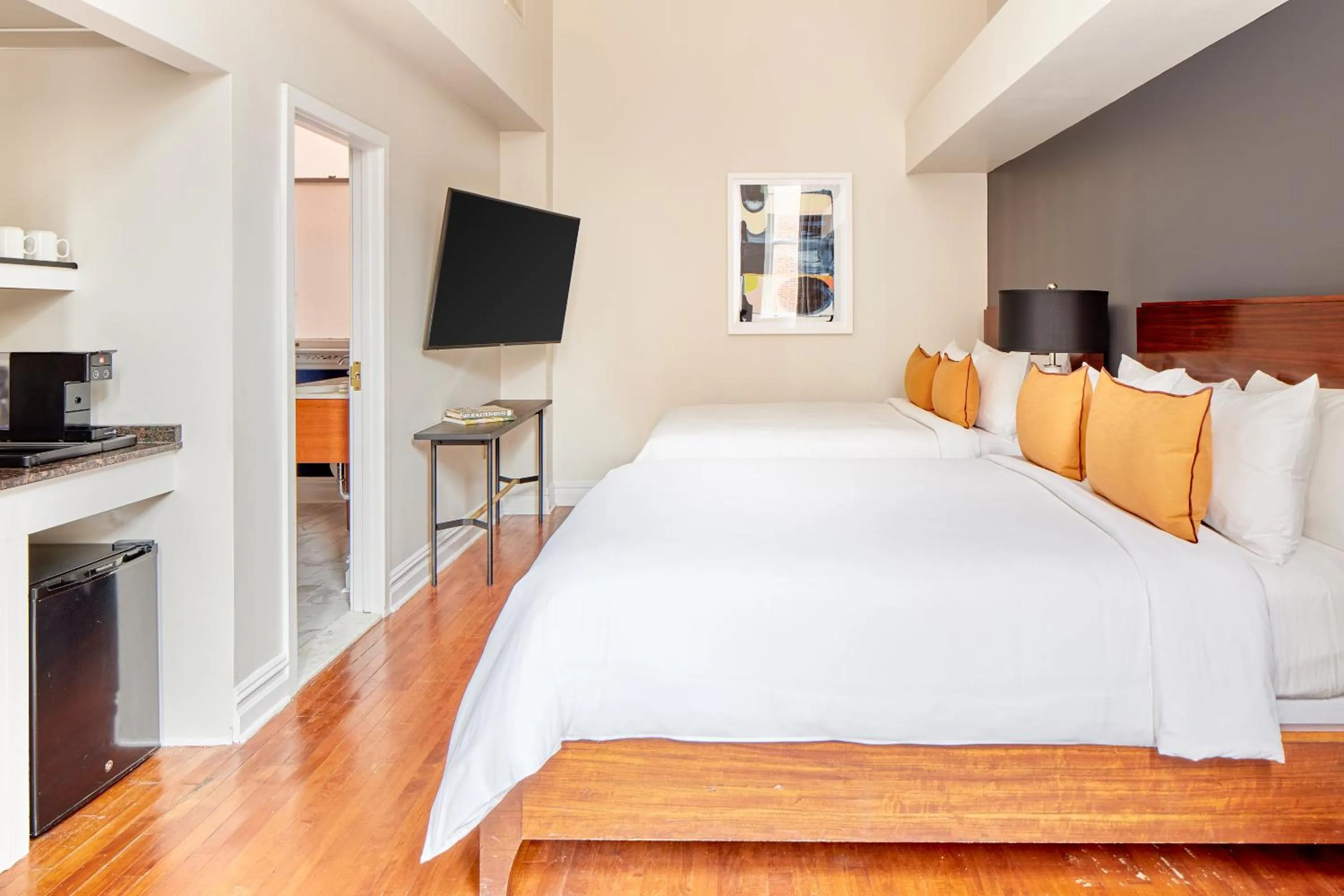 Queen Room with Two Queen Beds in The Arco powered by Sonder