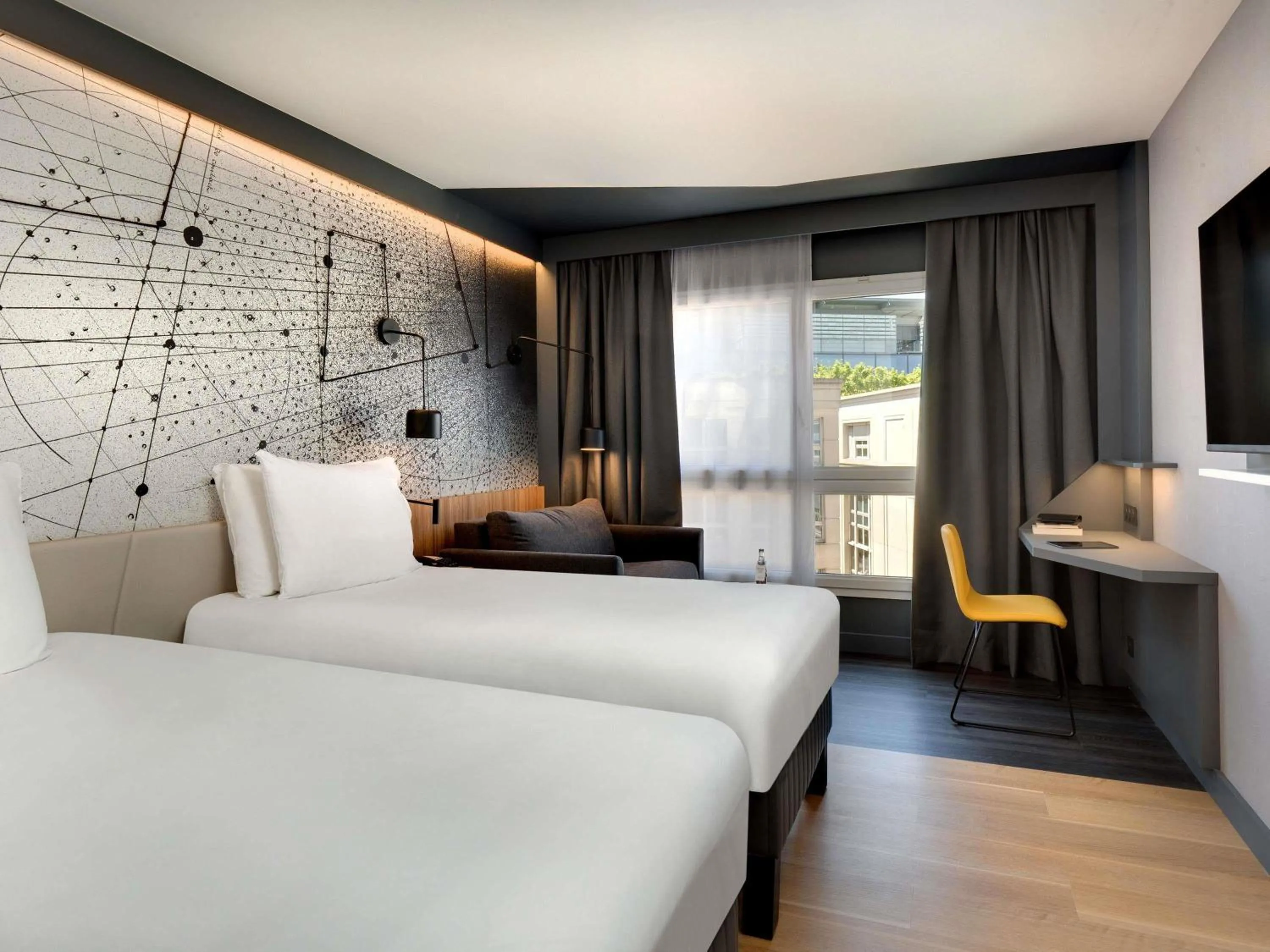 Standard Twin Room - Non-Smoking in Mercure Montpellier Centre Antigone