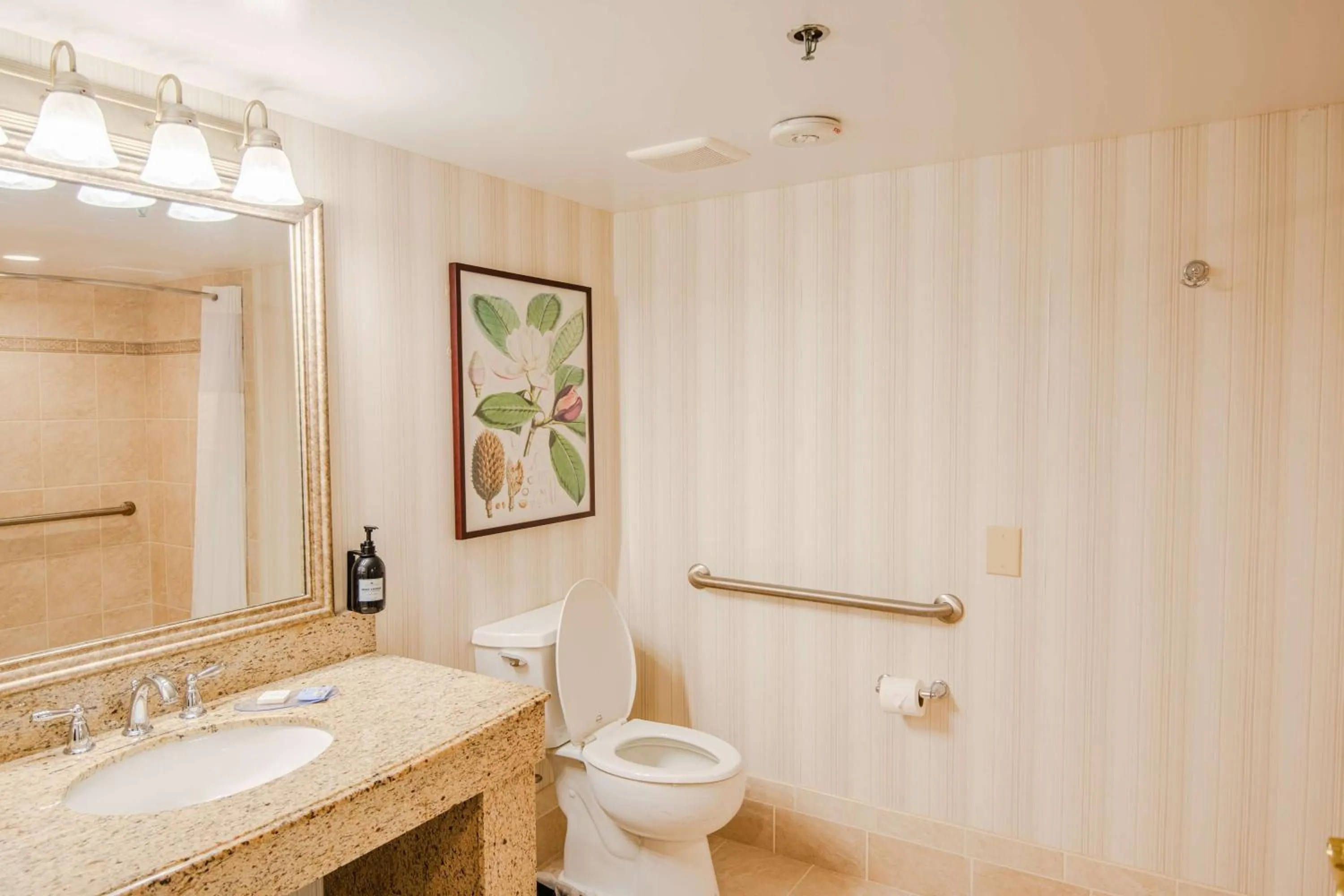 Queen Room with Two Queen Beds and Roll-In Shower - Mobility Access/Non-Smoking in The Founders Inn & Spa Tapestry Collection By Hilton