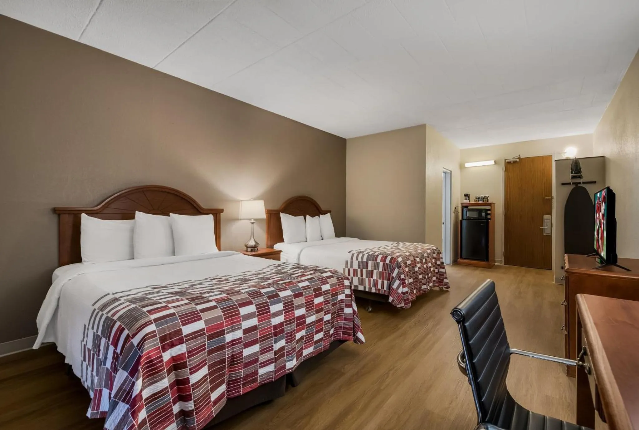 Deluxe Double Room in Red Roof Inn and Suites Newark - University