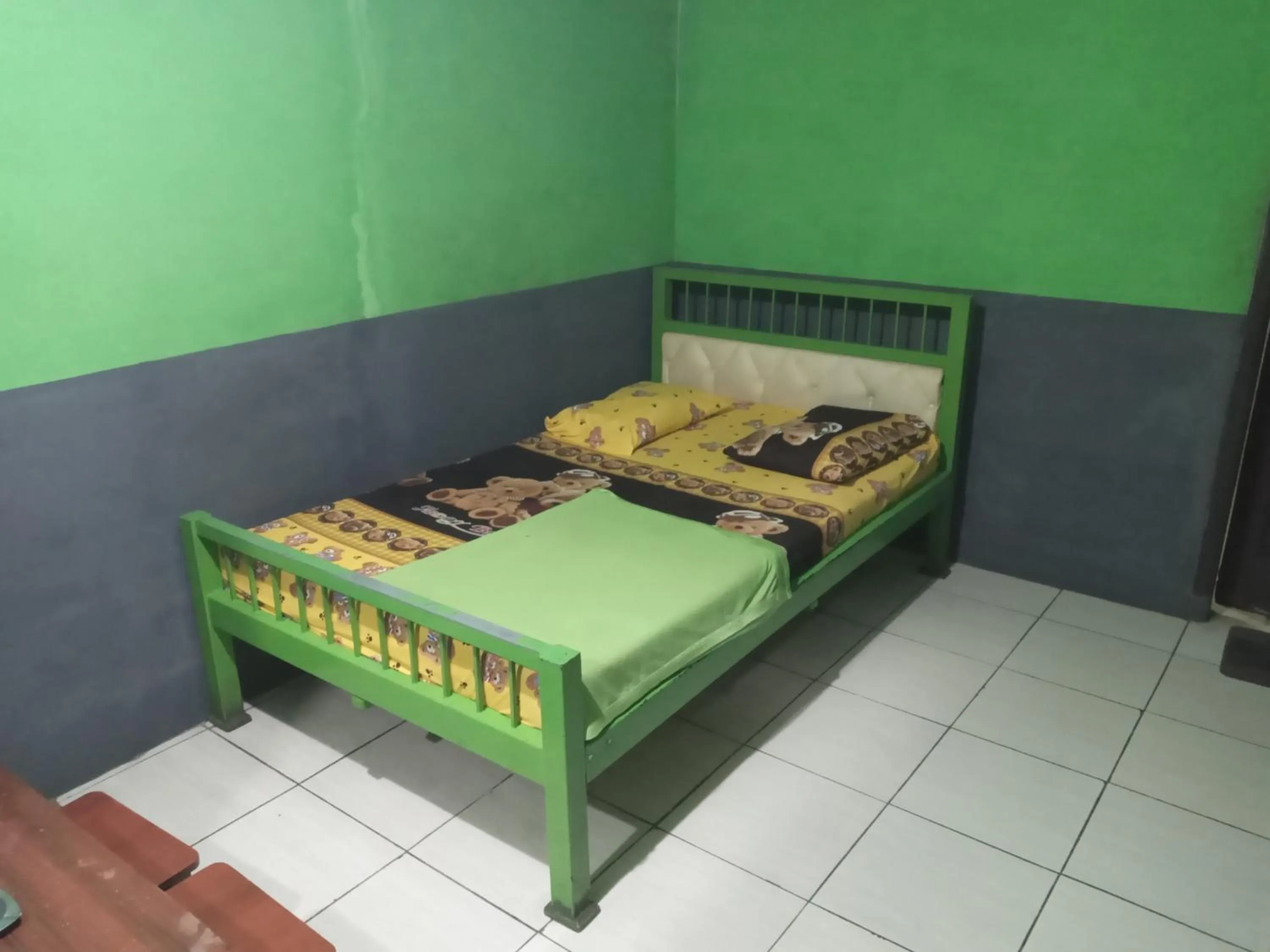 Superior Double Room in Penginapan 99