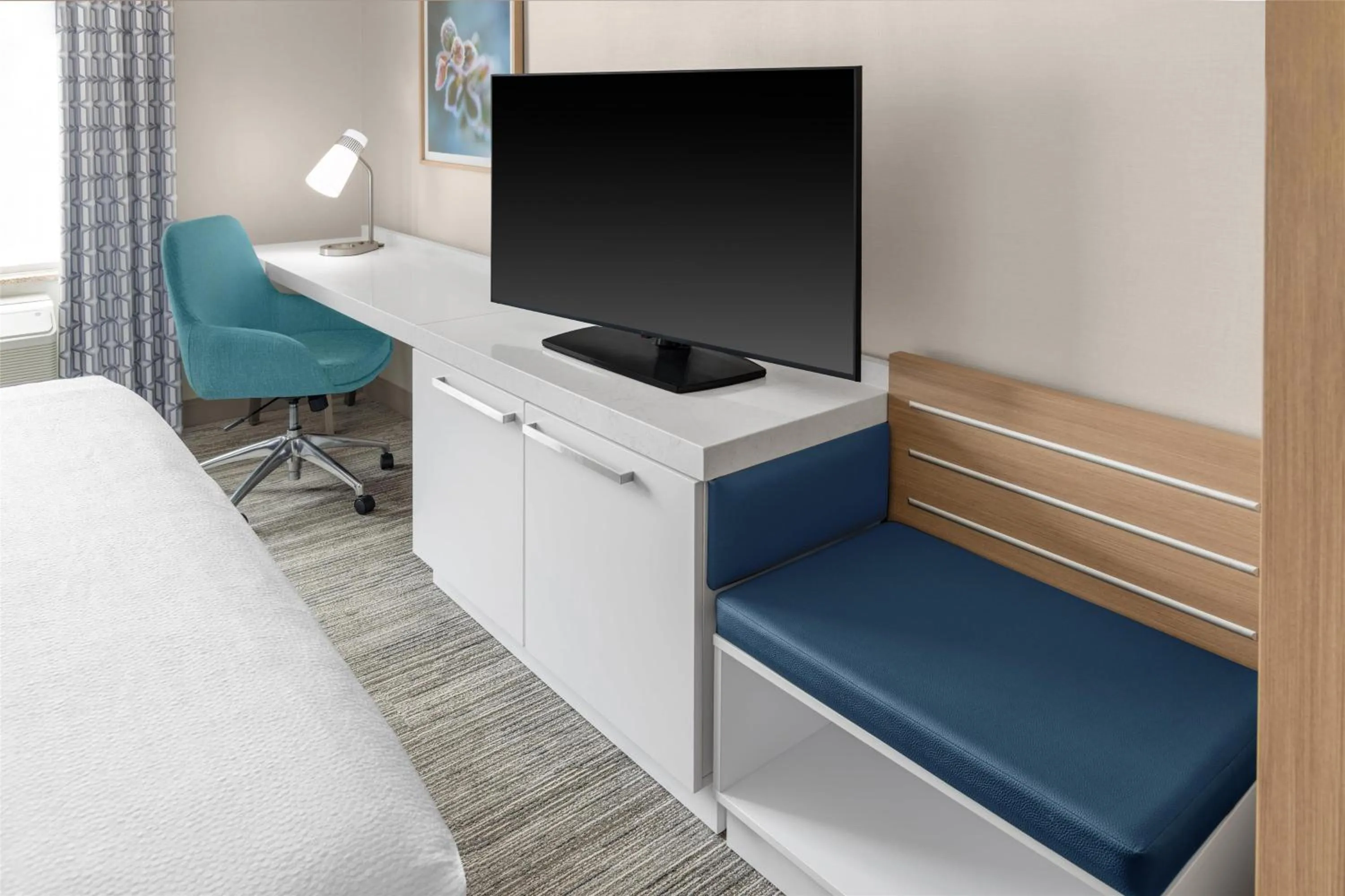 Premium King Room in Hilton Garden Inn Queens JFK