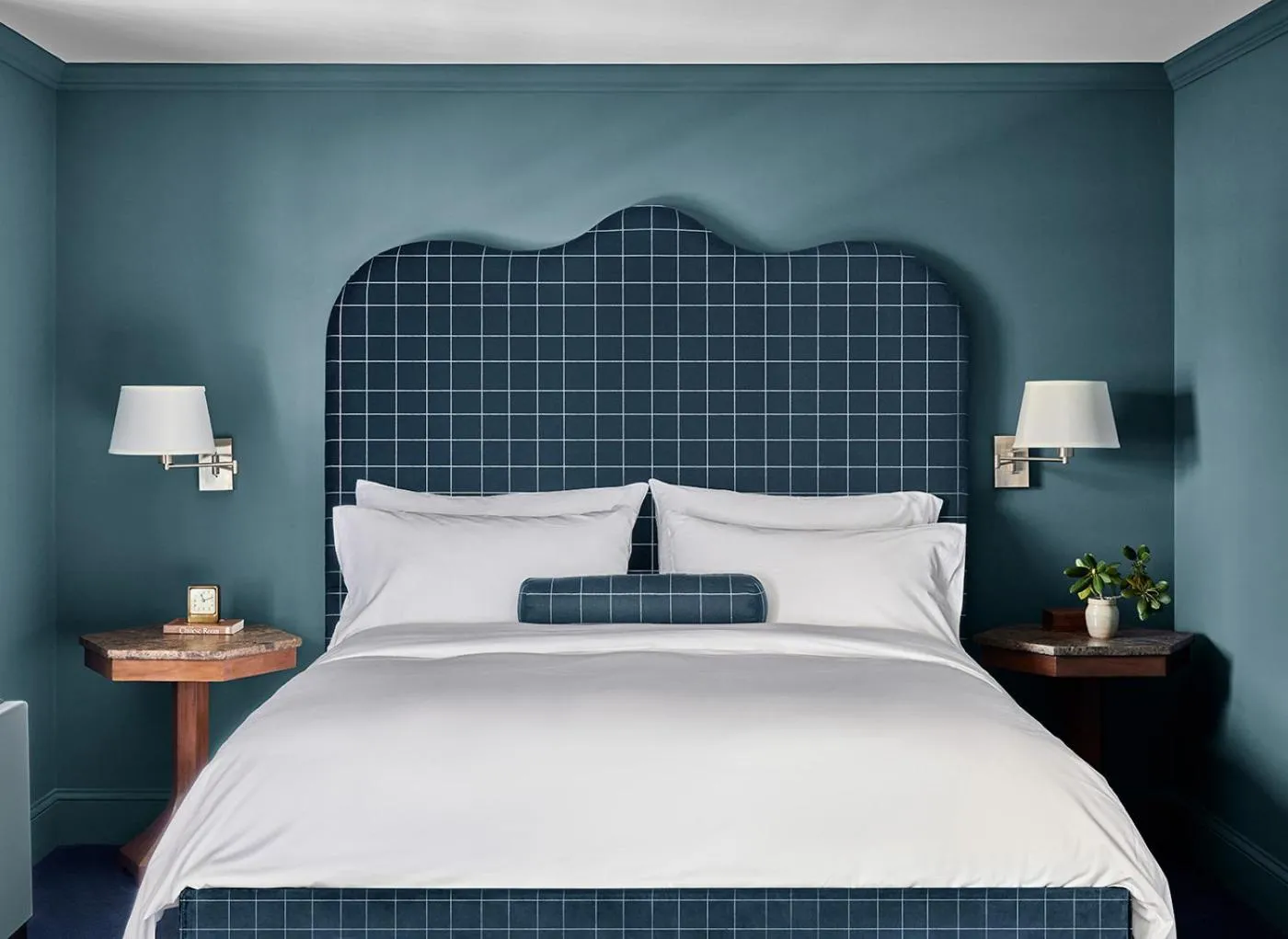 Deluxe King or Queen Room in The Vanderbilt, Auberge Collection