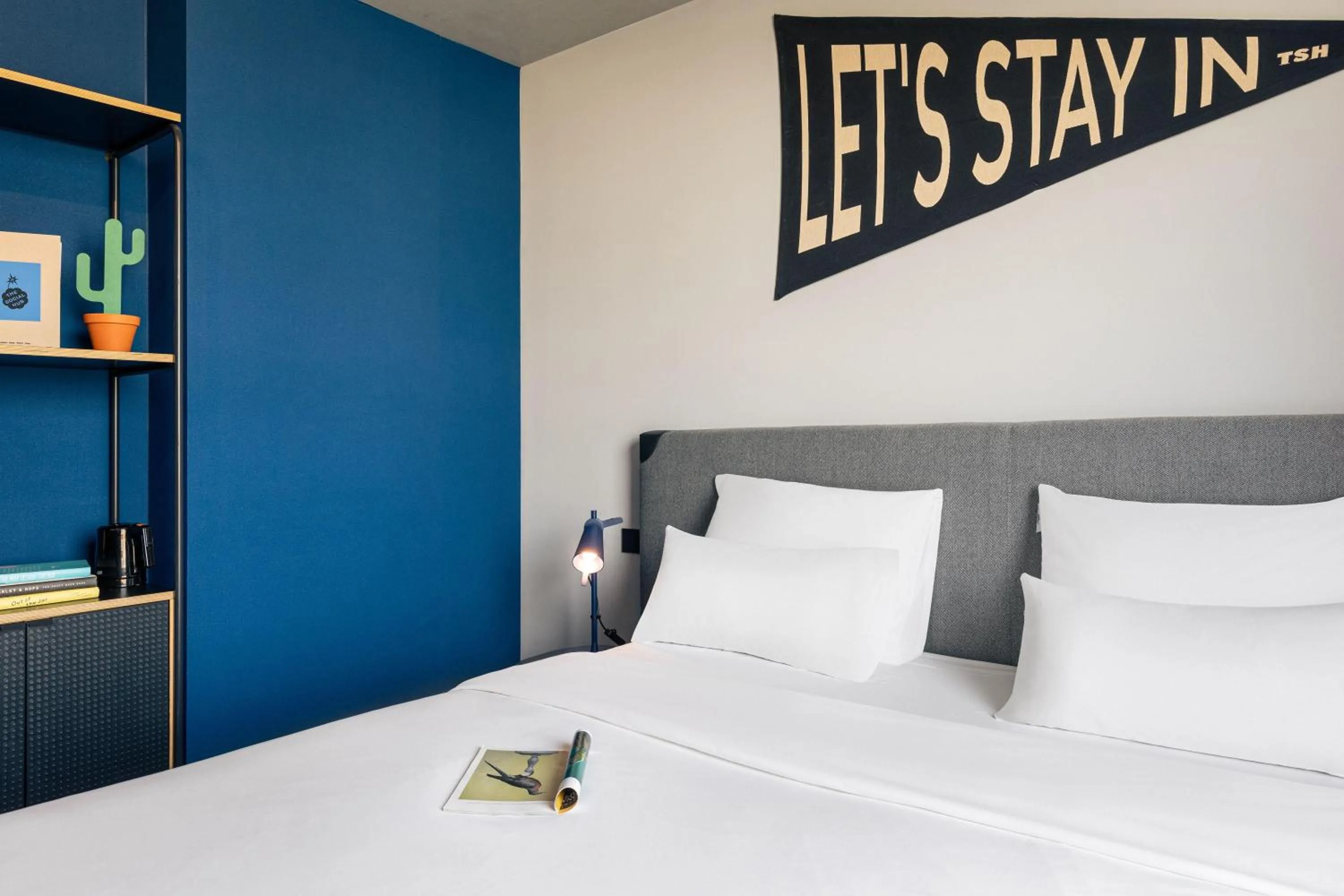 Deluxe Double Room in The Social Hub Vienna