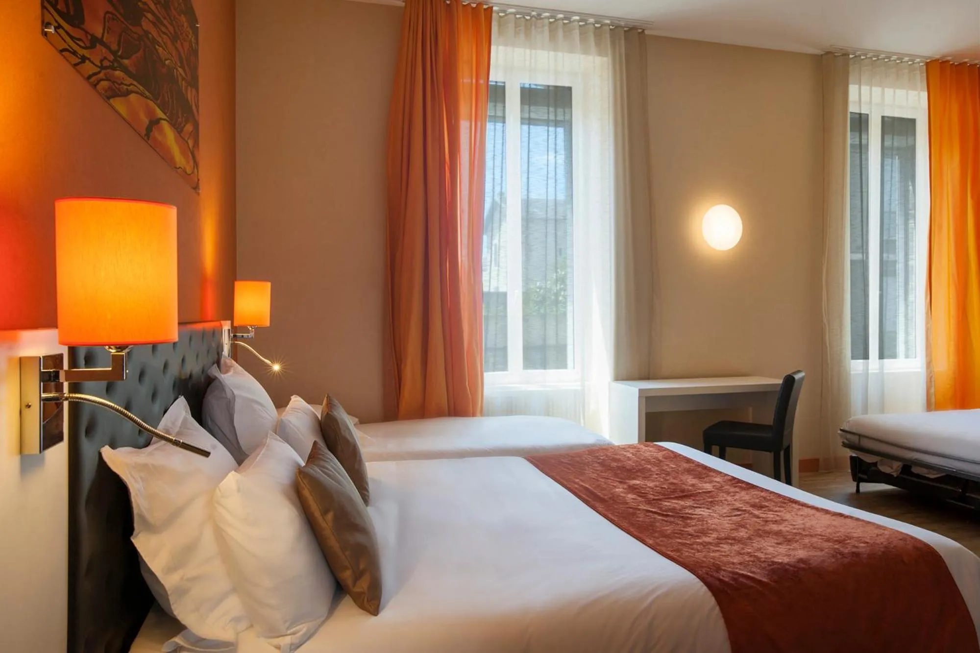 Family Room in The Originals Boutique, Hôtel de l'Univers, Montluçon