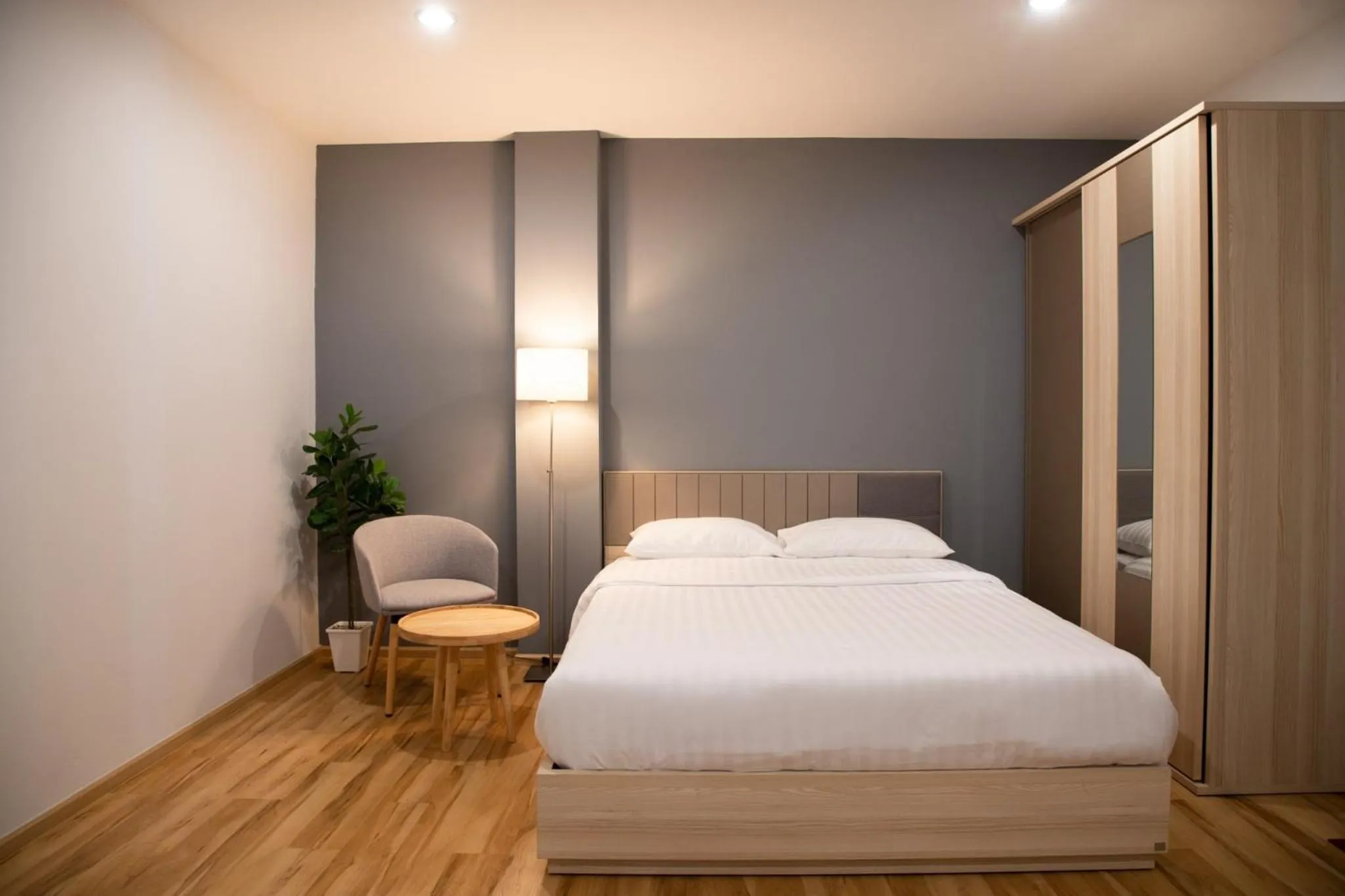 Standard Single Room in J & L Residence and Spa