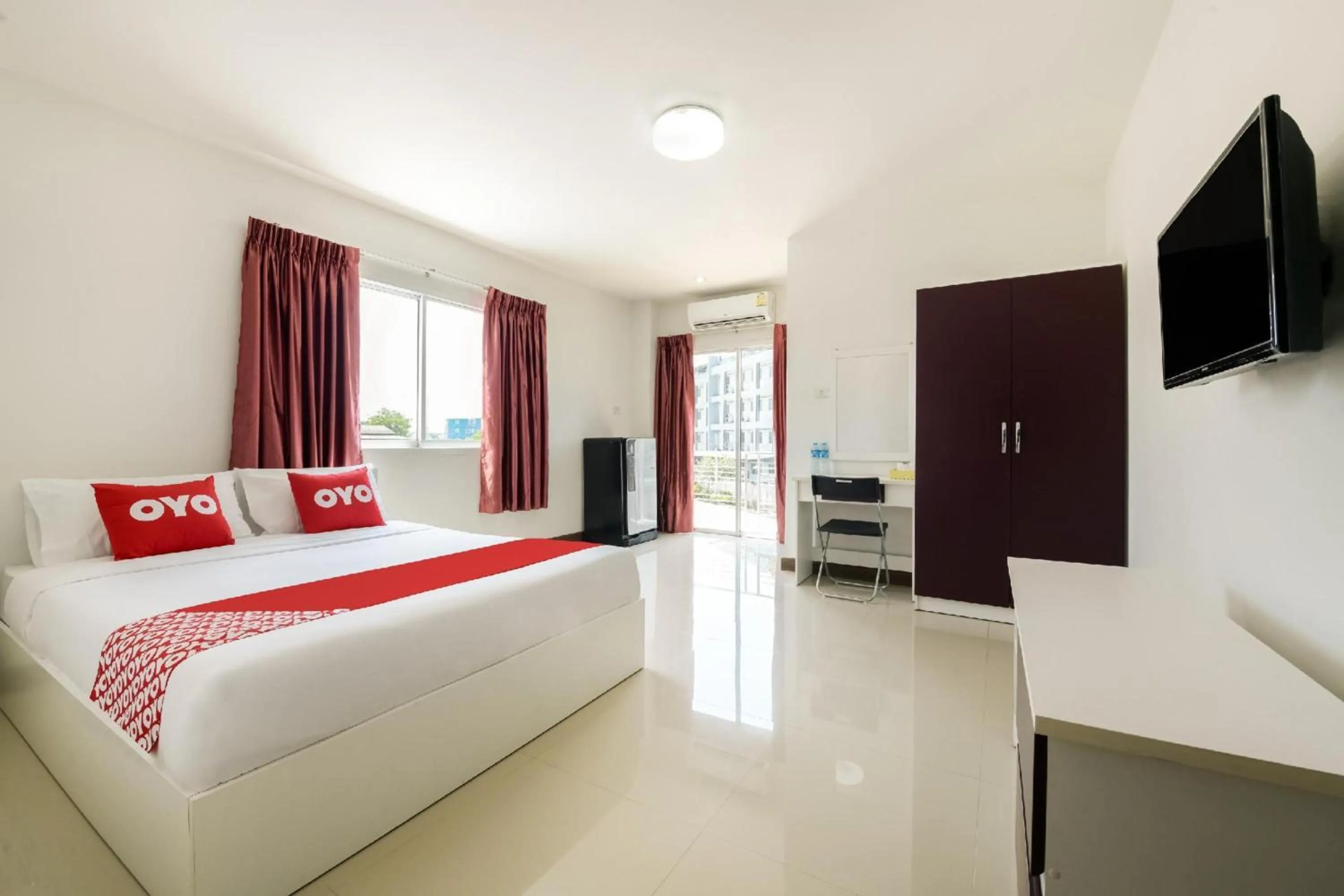 Standard Double Room in OYO 350 Mae Saeng Place