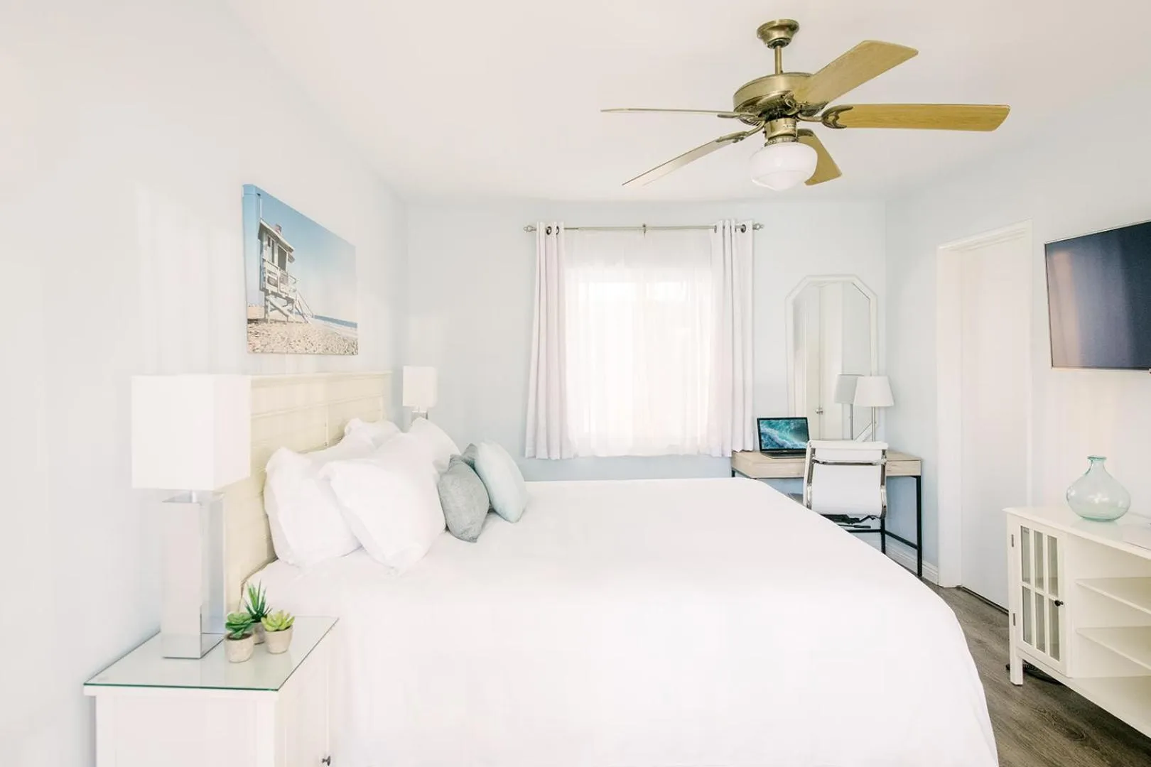 King Room with Garden View in Bayside Hotel