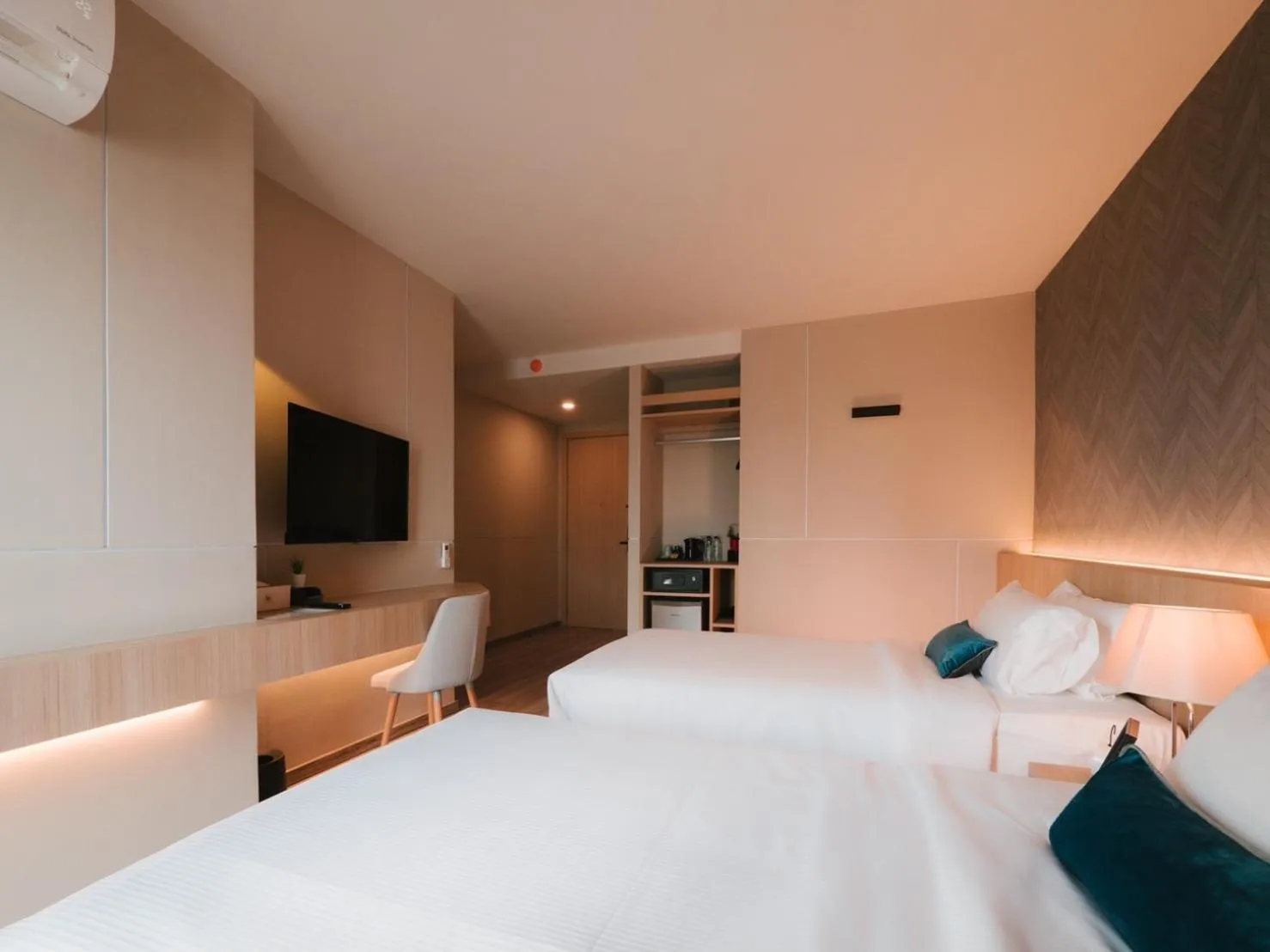 Triple Room in 56 Hotel