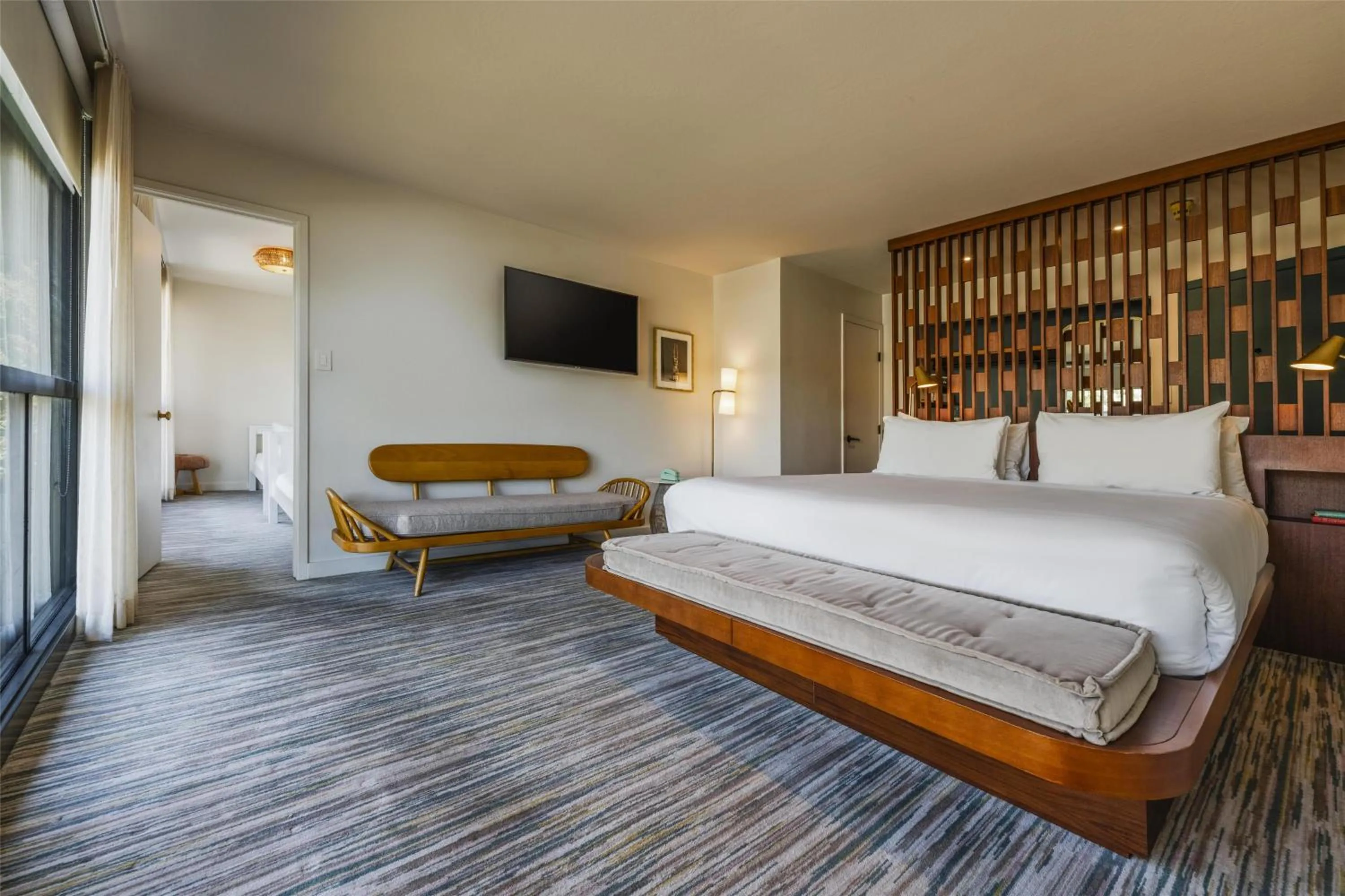 Connecting Family Room in Flamingo Resort & Spa Santa Rosa Sonoma, Tapestry by Hilton