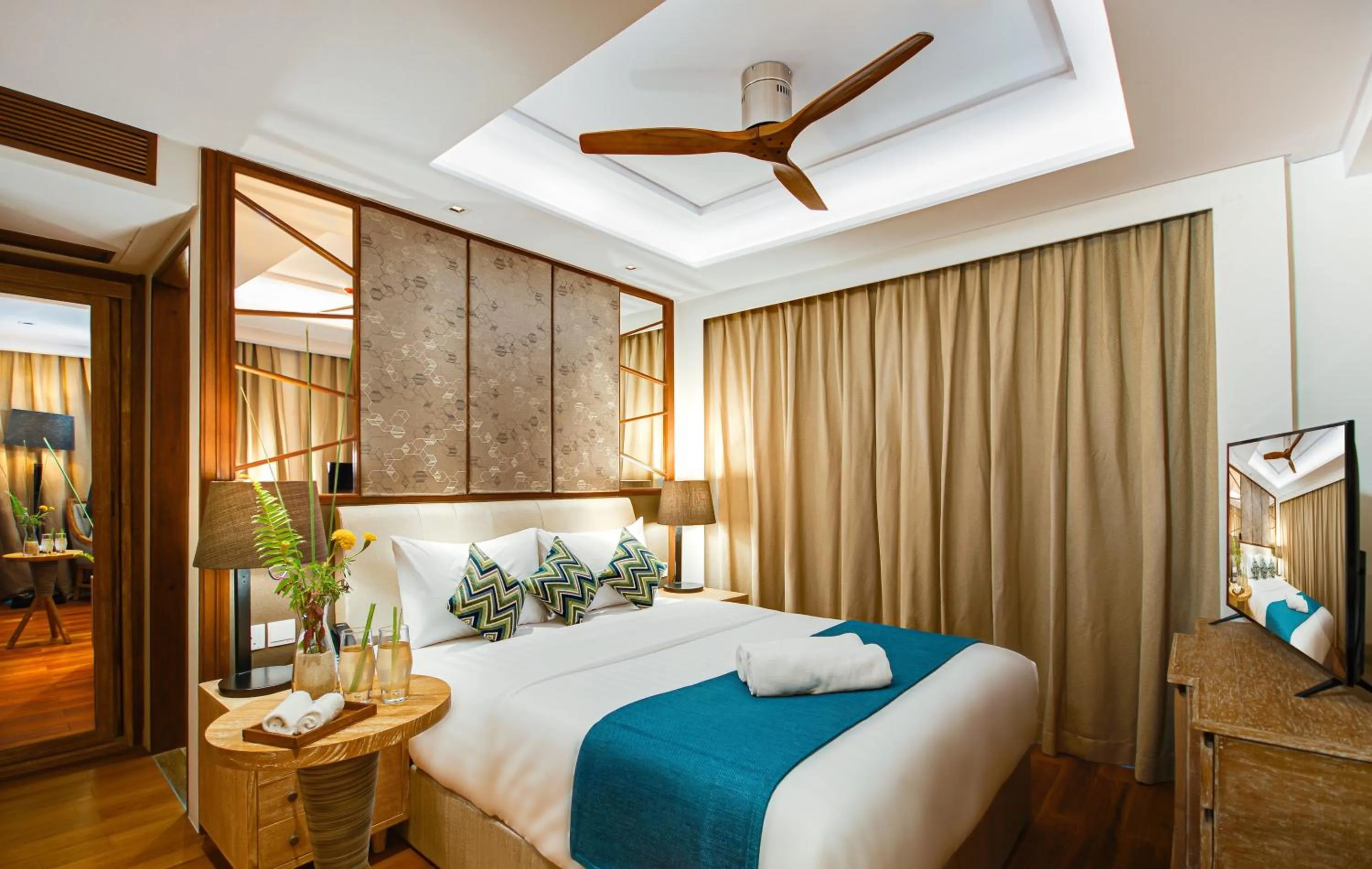 Deluxe Double Room (Free Return Airport Transfer and 10% off on Food & Beverage) in Seasalter Maldives